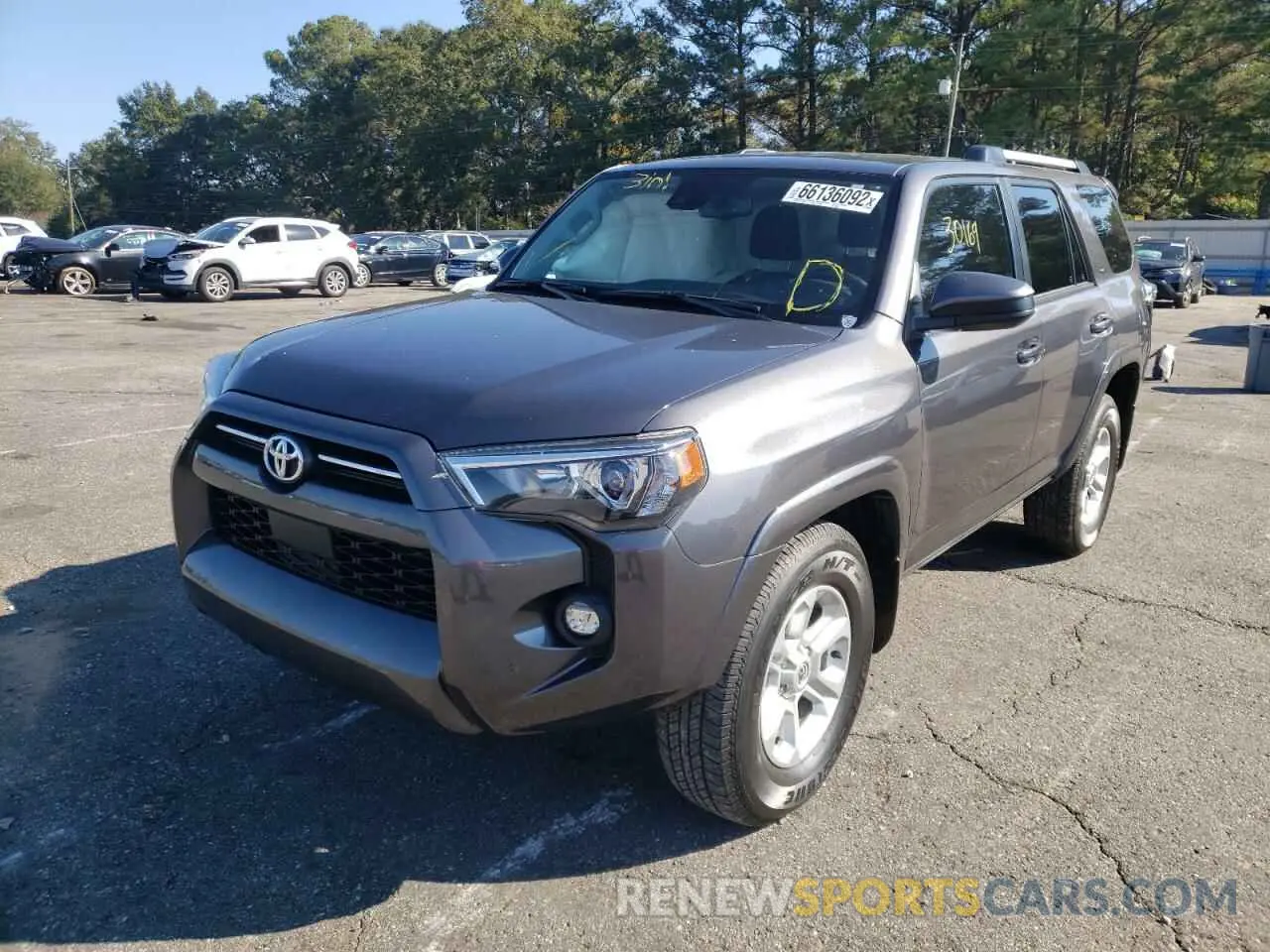 2 fotografías del automóvil dañado JTEEU5JR1N5255458 TOYOTA 4RUNNER 2022