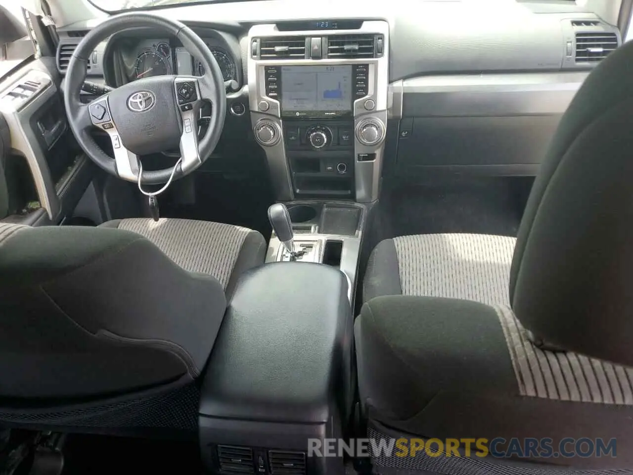 8 fotografías del automóvil dañado JTEEU5JR2N5258658 TOYOTA 4RUNNER 2022