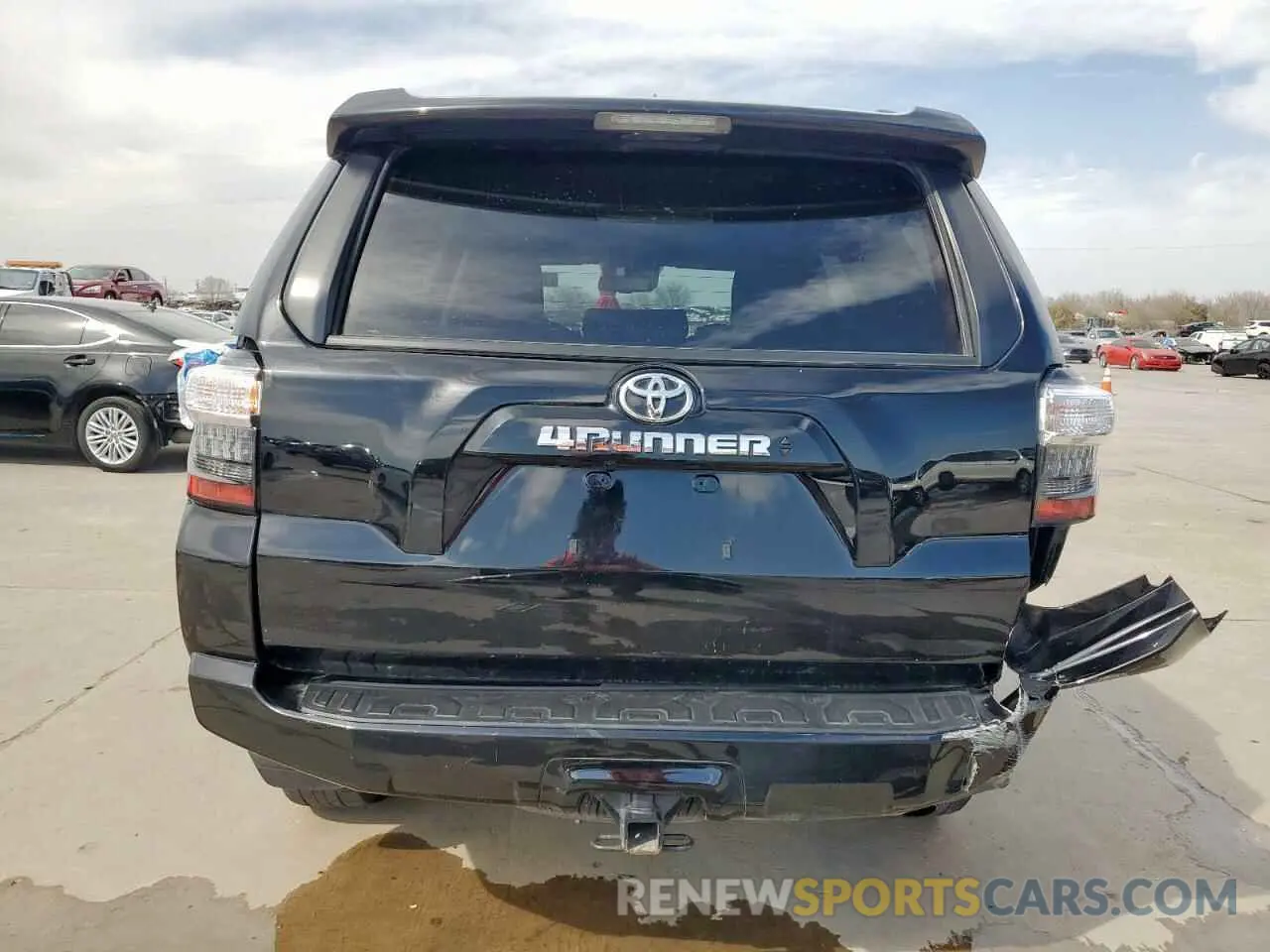 6 fotografías del automóvil dañado JTEEU5JR2N5261477 TOYOTA 4RUNNER 2022