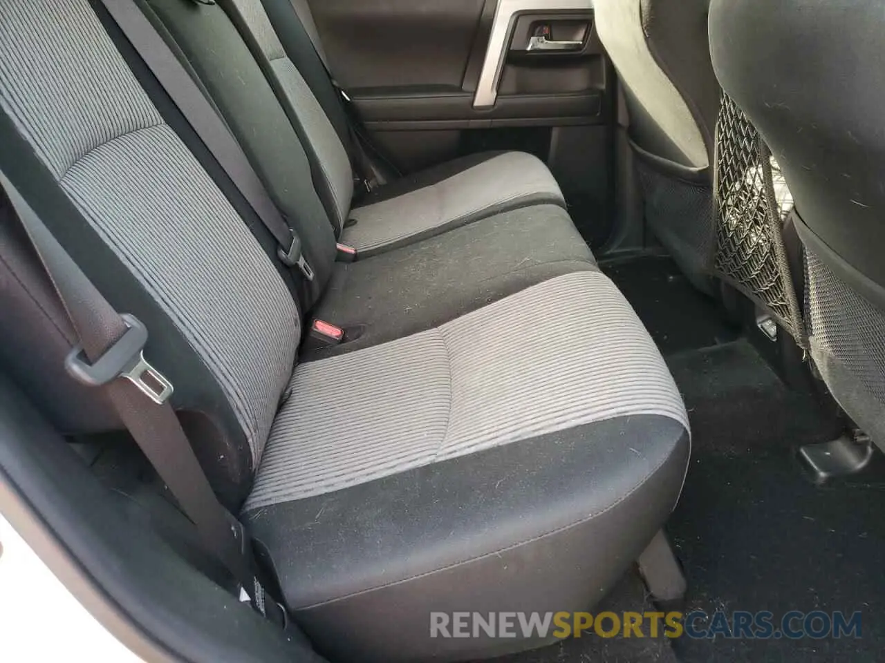 10 fotografías del automóvil dañado JTEEU5JR3N5259981 TOYOTA 4RUNNER 2022