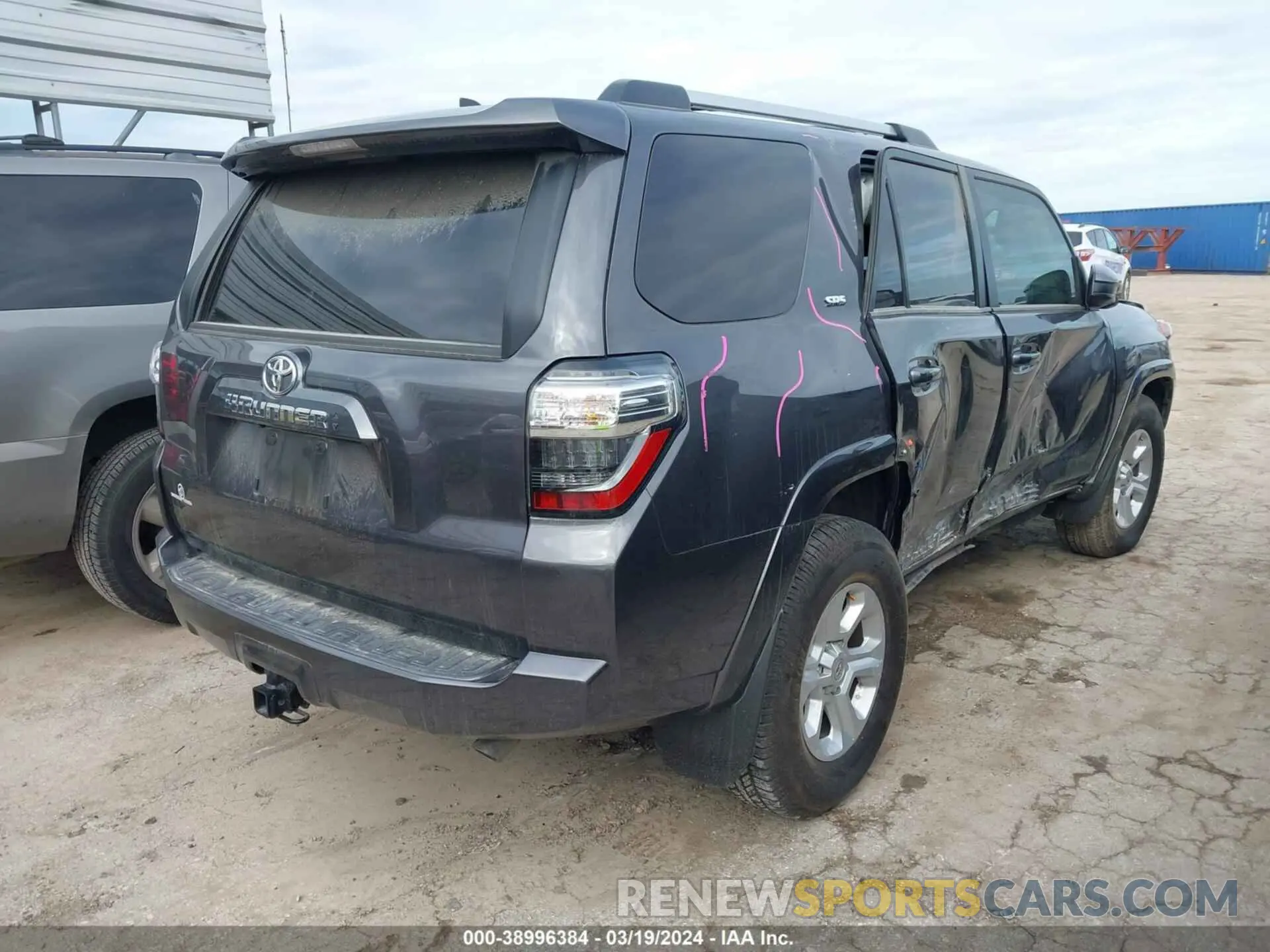 4 fotografías del automóvil dañado JTEEU5JR5N5258766 TOYOTA 4RUNNER 2022