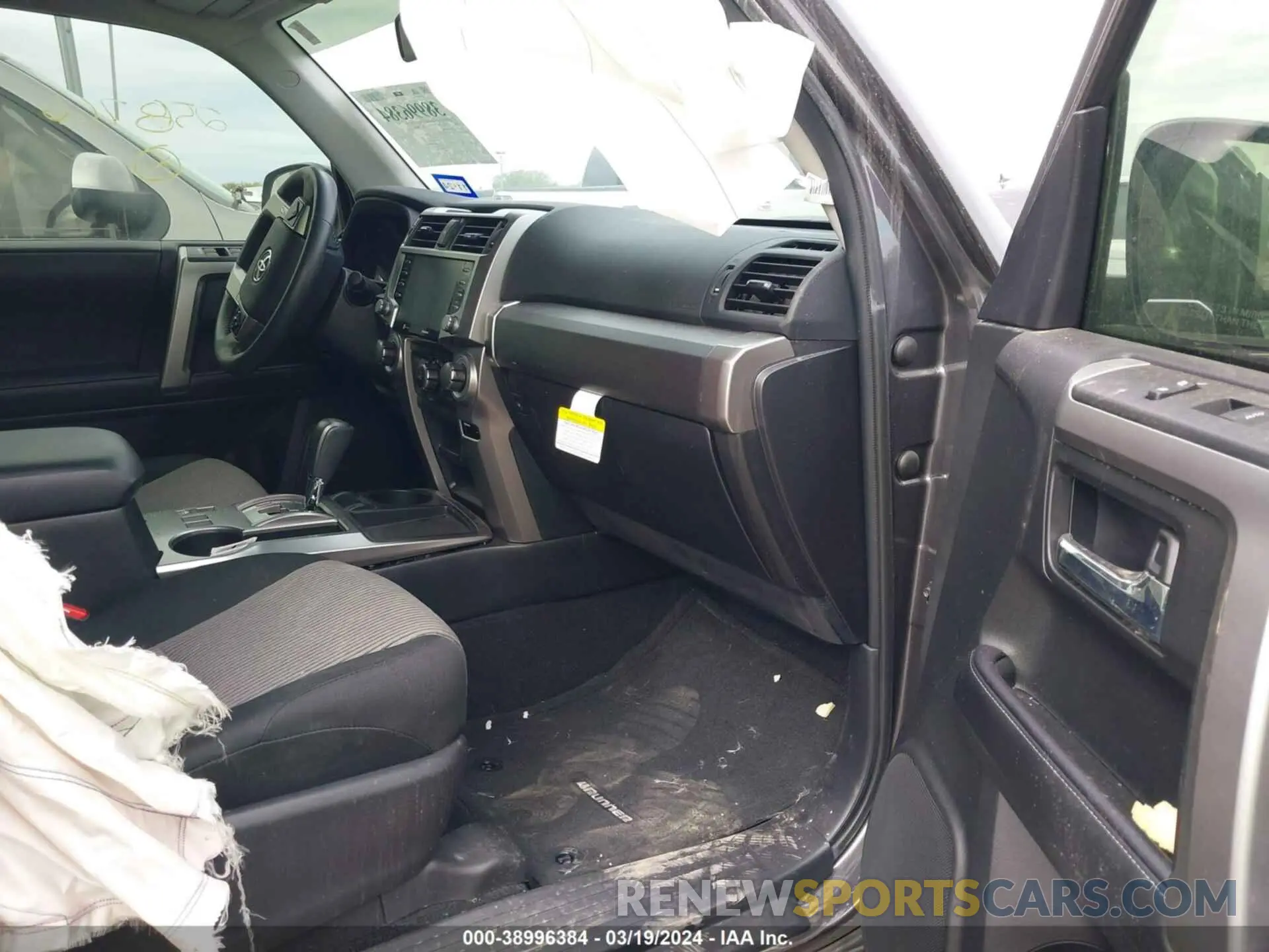 5 fotografías del automóvil dañado JTEEU5JR5N5258766 TOYOTA 4RUNNER 2022