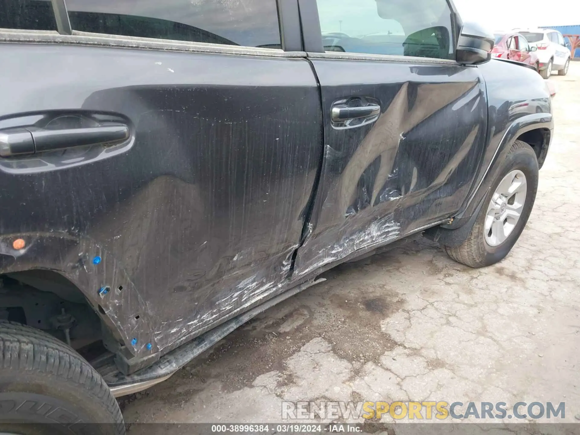 6 fotografías del automóvil dañado JTEEU5JR5N5258766 TOYOTA 4RUNNER 2022