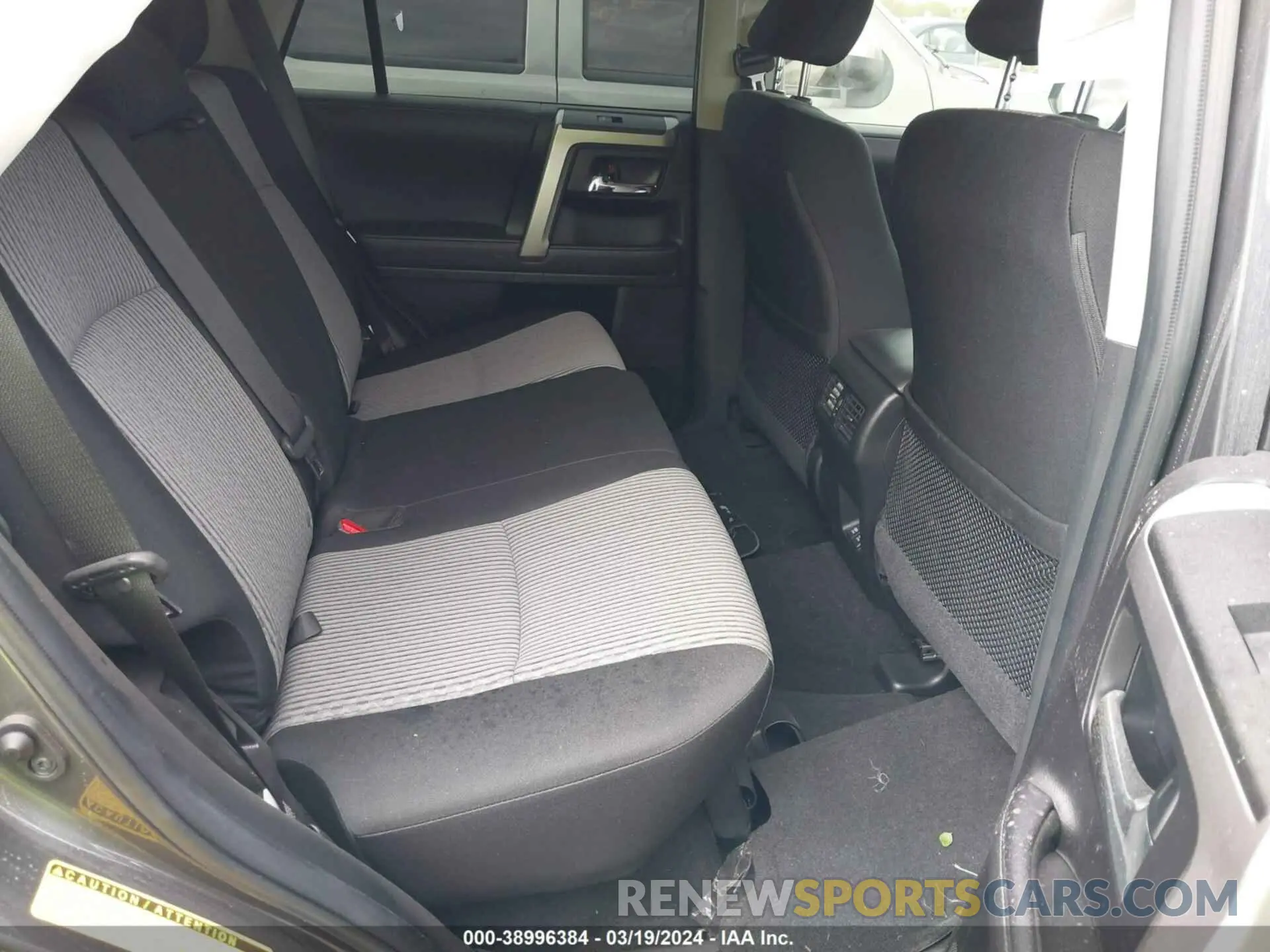 8 fotografías del automóvil dañado JTEEU5JR5N5258766 TOYOTA 4RUNNER 2022