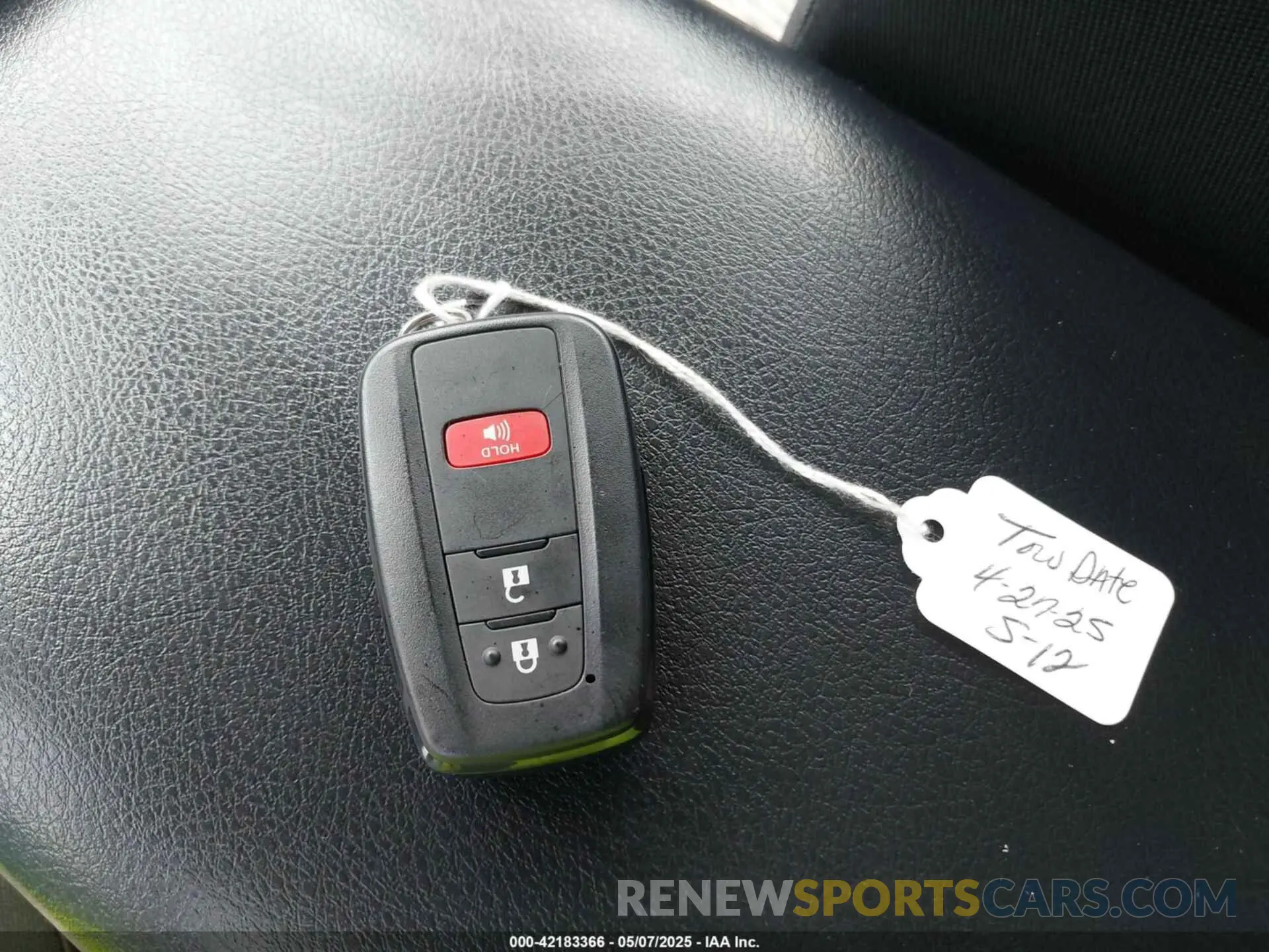 11 fotografías del automóvil dañado JTEEU5JR5N5260419 TOYOTA 4RUNNER 2022