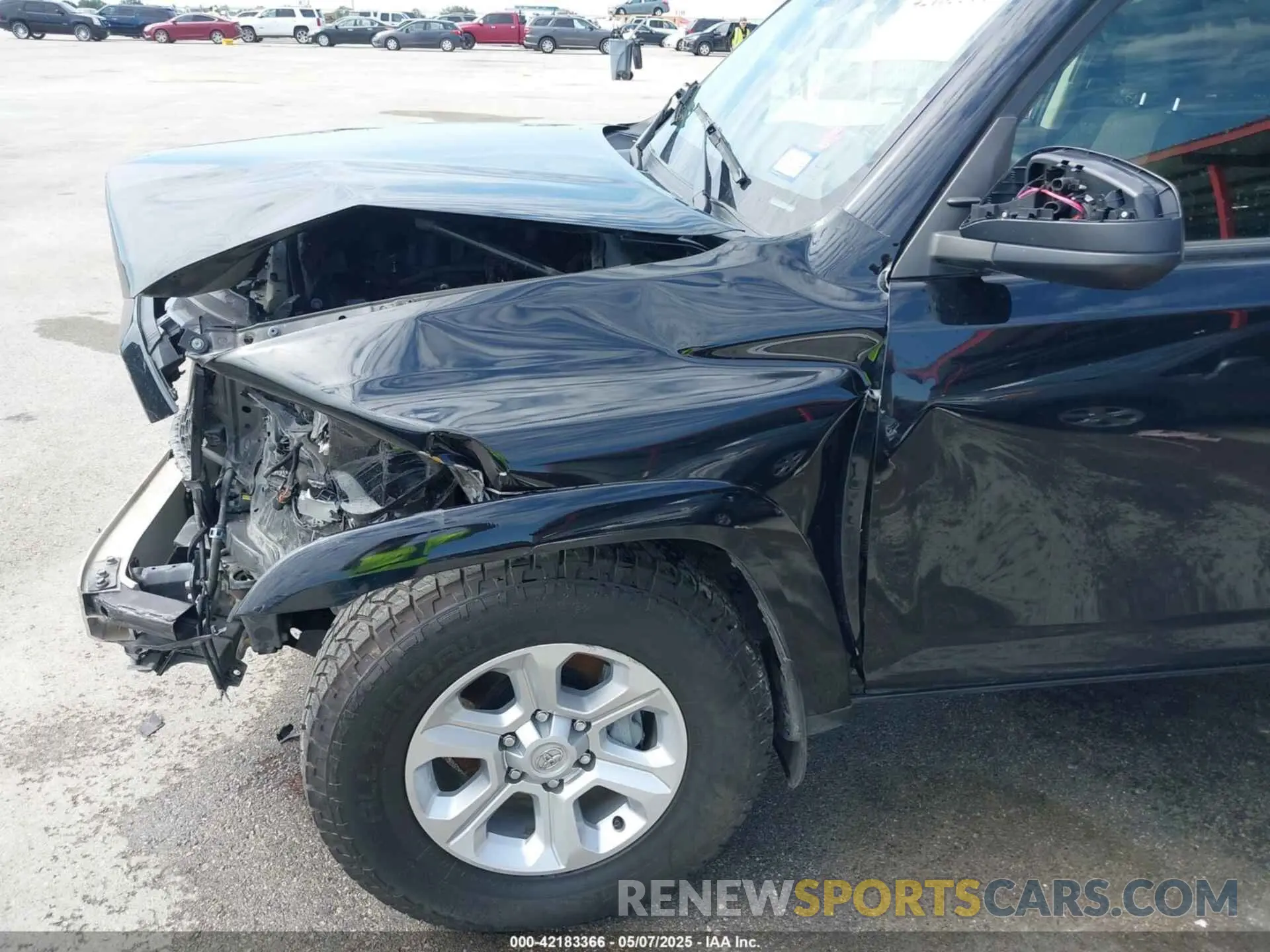 18 fotografías del automóvil dañado JTEEU5JR5N5260419 TOYOTA 4RUNNER 2022