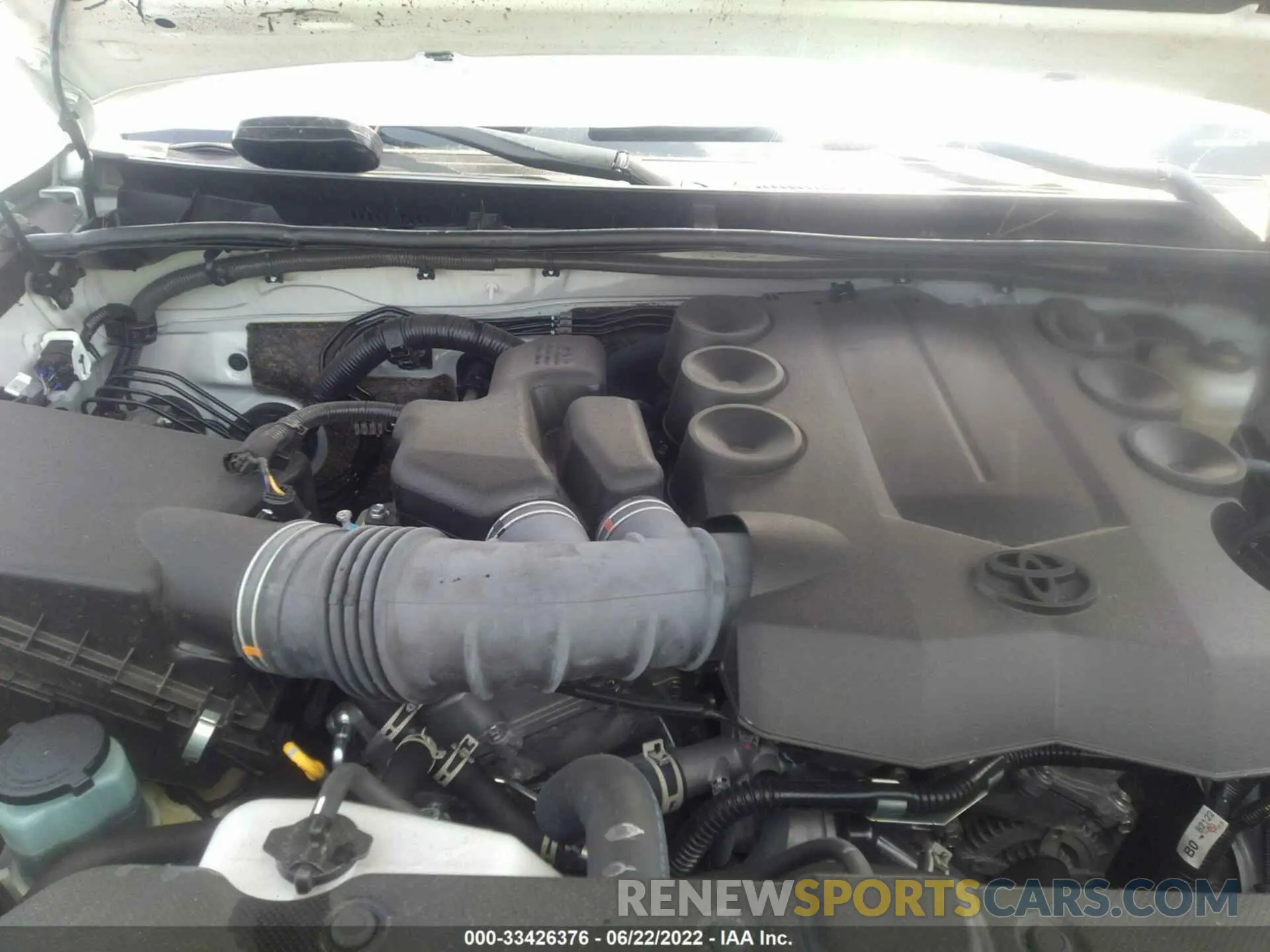 10 fotografías del automóvil dañado JTEEU5JR6N5252376 TOYOTA 4RUNNER 2022