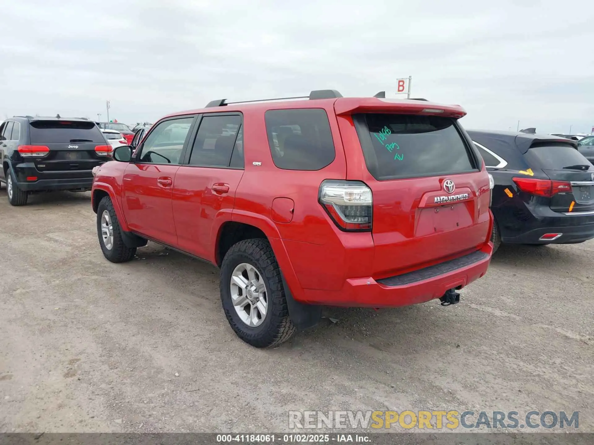 3 fotografías del automóvil dañado JTEEU5JR6N5265726 TOYOTA 4RUNNER 2022