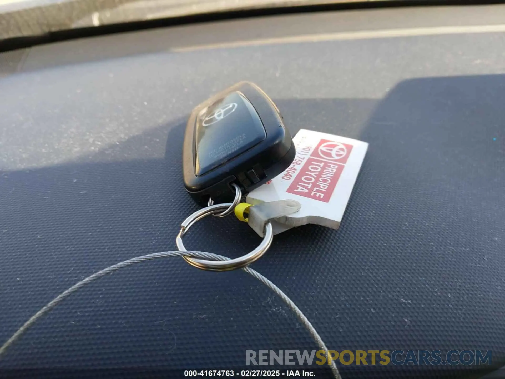 11 fotografías del automóvil dañado JTEFU5JR2N5269812 TOYOTA 4RUNNER 2022
