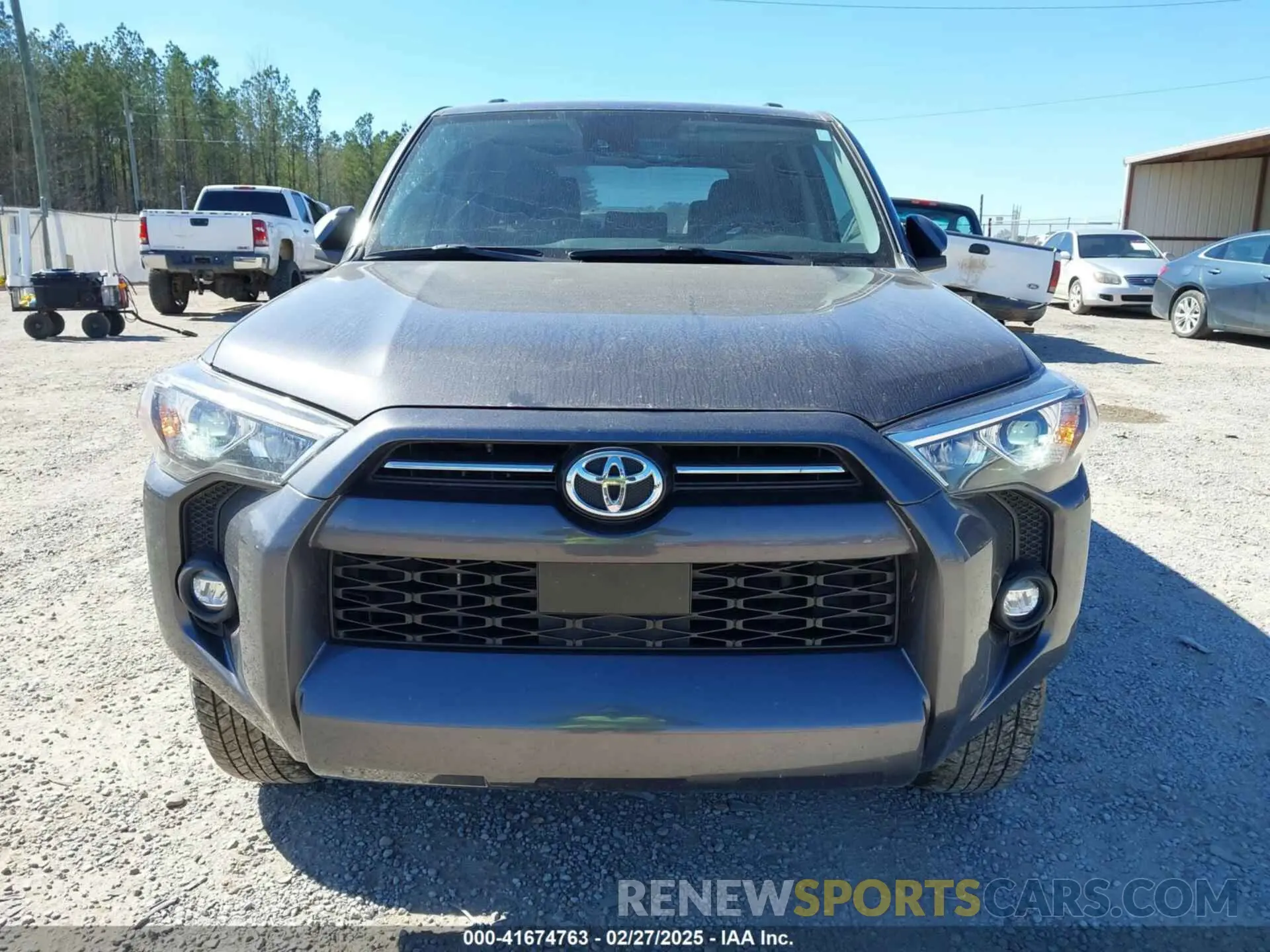 12 fotografías del automóvil dañado JTEFU5JR2N5269812 TOYOTA 4RUNNER 2022