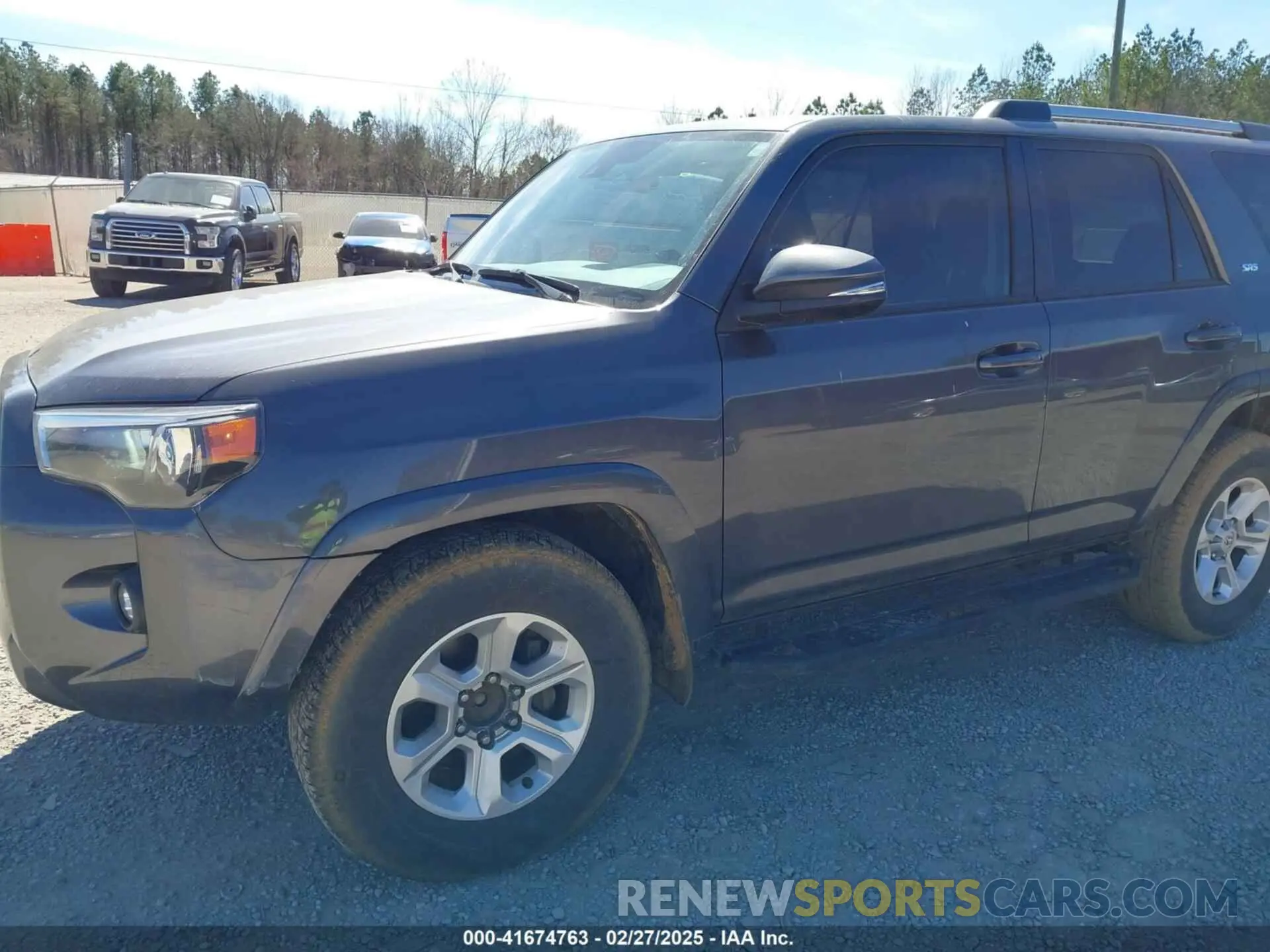 17 fotografías del automóvil dañado JTEFU5JR2N5269812 TOYOTA 4RUNNER 2022