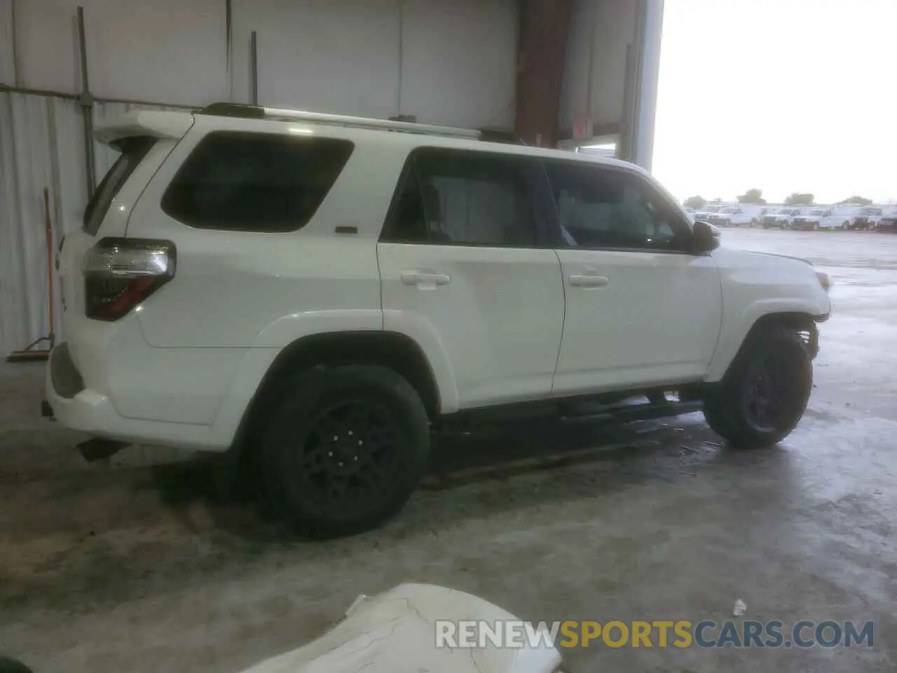 3 fotografías del automóvil dañado JTEFU5JR5N5254530 TOYOTA 4RUNNER 2022