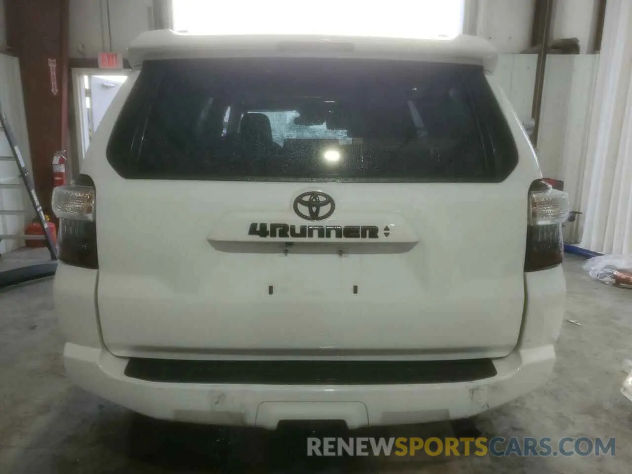 6 fotografías del automóvil dañado JTEFU5JR5N5254530 TOYOTA 4RUNNER 2022