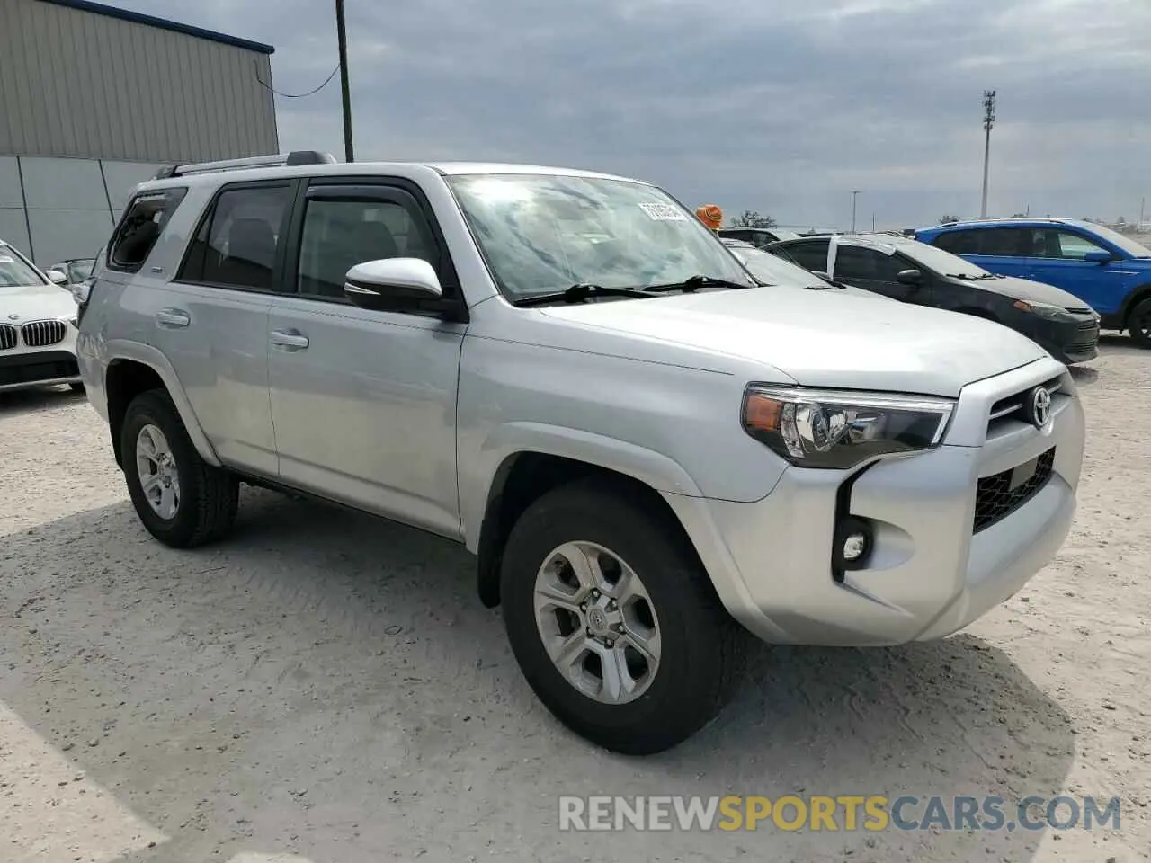 4 fotografías del automóvil dañado JTEFU5JR6N5268856 TOYOTA 4RUNNER 2022