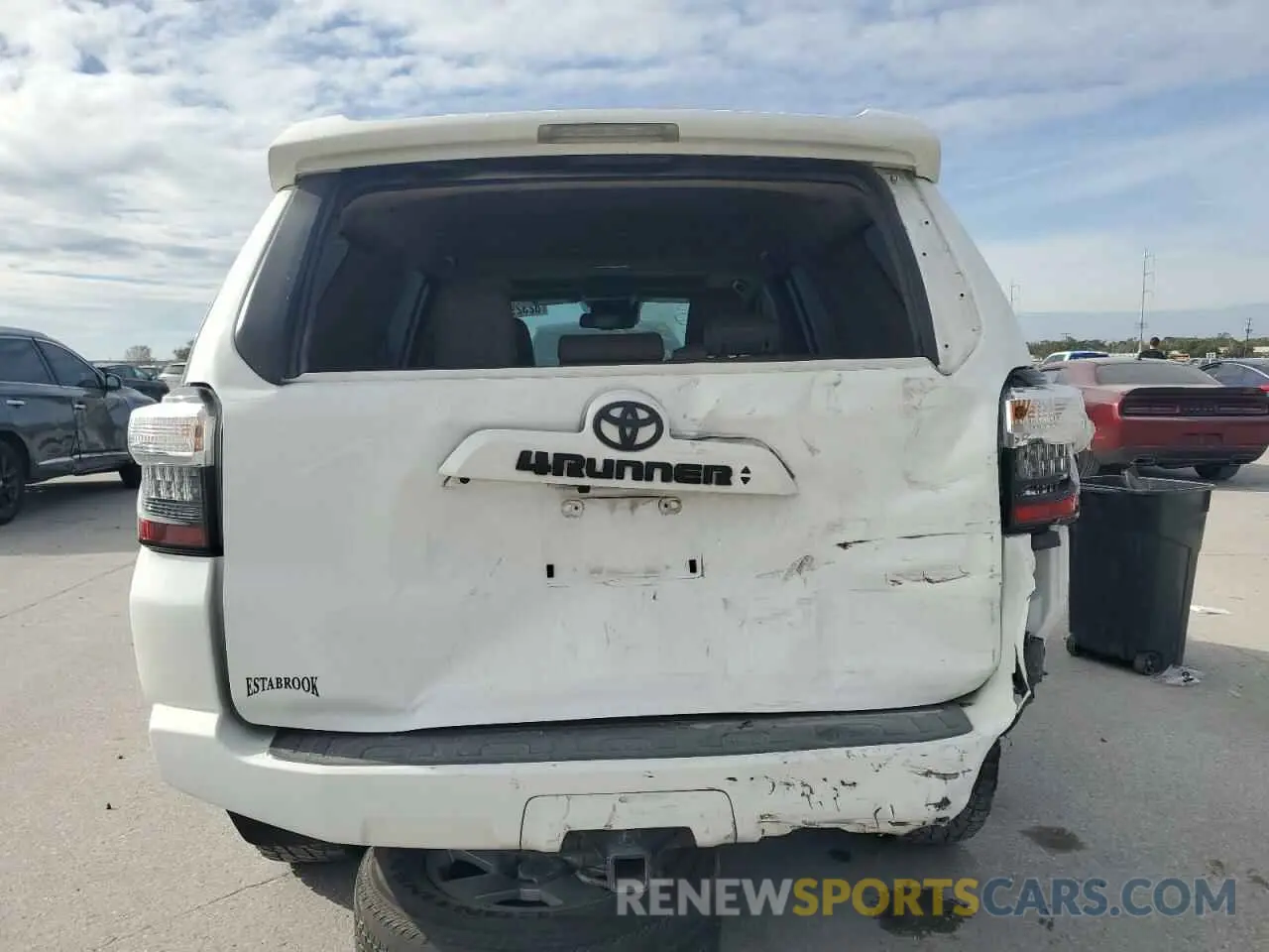 6 fotografías del automóvil dañado JTEFU5JR8N5268051 TOYOTA 4RUNNER 2022