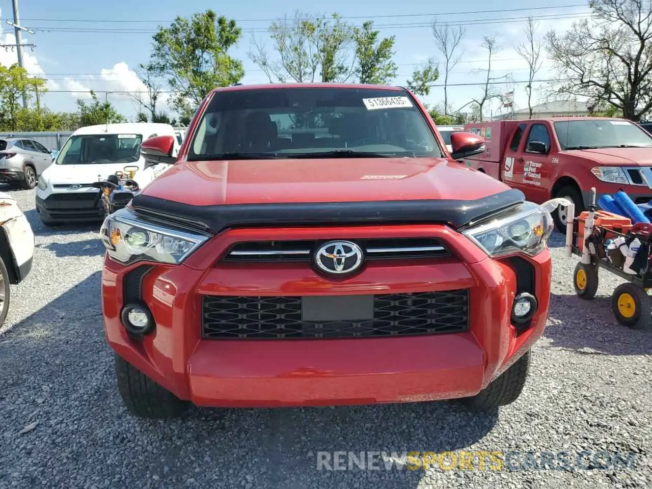 2 fotografías del automóvil dañado JTEFU5JR9N5277857 TOYOTA 4RUNNER 2022