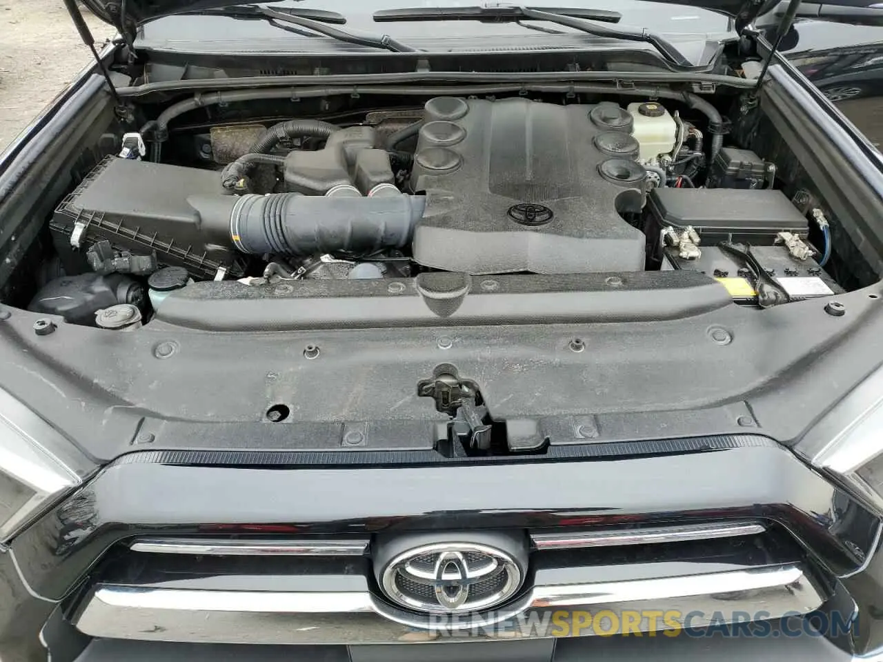 12 fotografías del automóvil dañado JTEKU5JR1N6042118 TOYOTA 4RUNNER 2022
