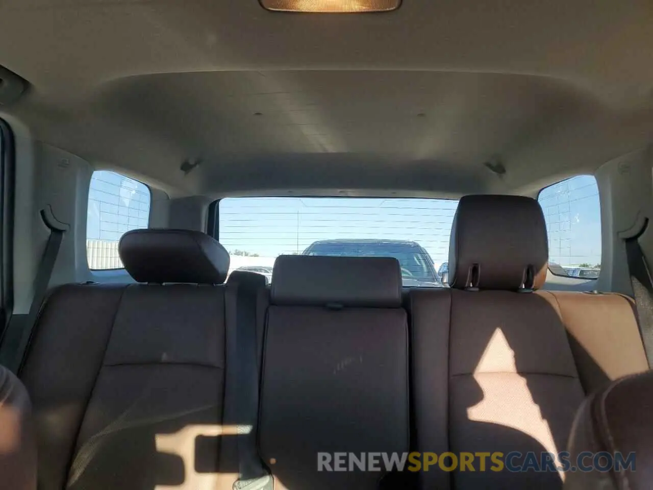 10 fotografías del automóvil dañado JTEKU5JR4N5991460 TOYOTA 4RUNNER 2022