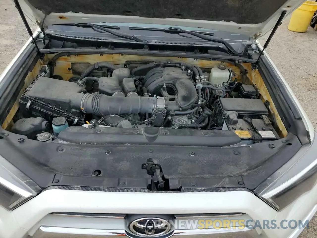 12 fotografías del automóvil dañado JTEKU5JR5N5989457 TOYOTA 4RUNNER 2022