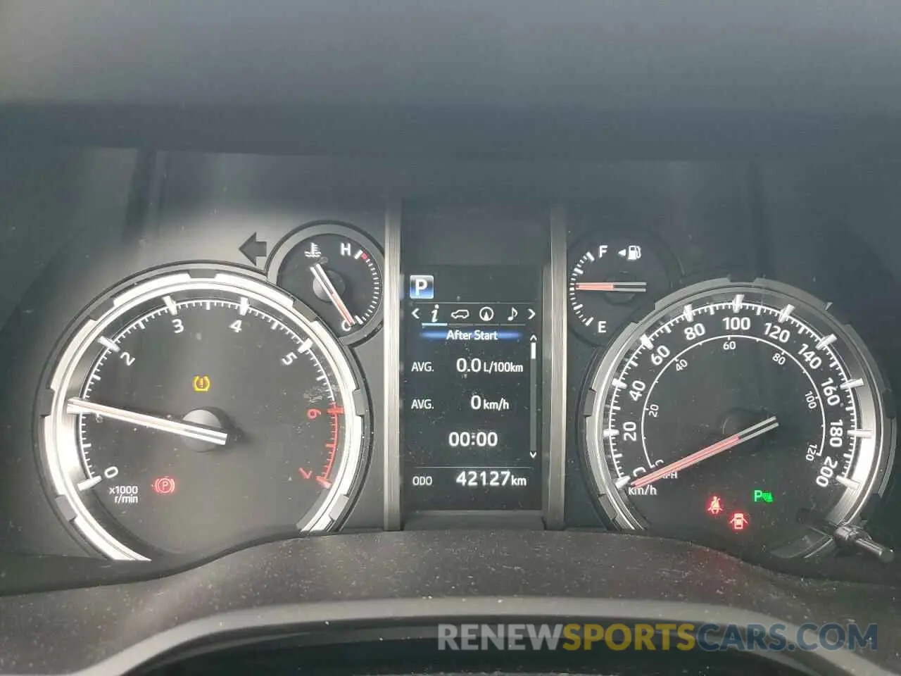 9 fotografías del automóvil dañado JTEKU5JR5N5989457 TOYOTA 4RUNNER 2022