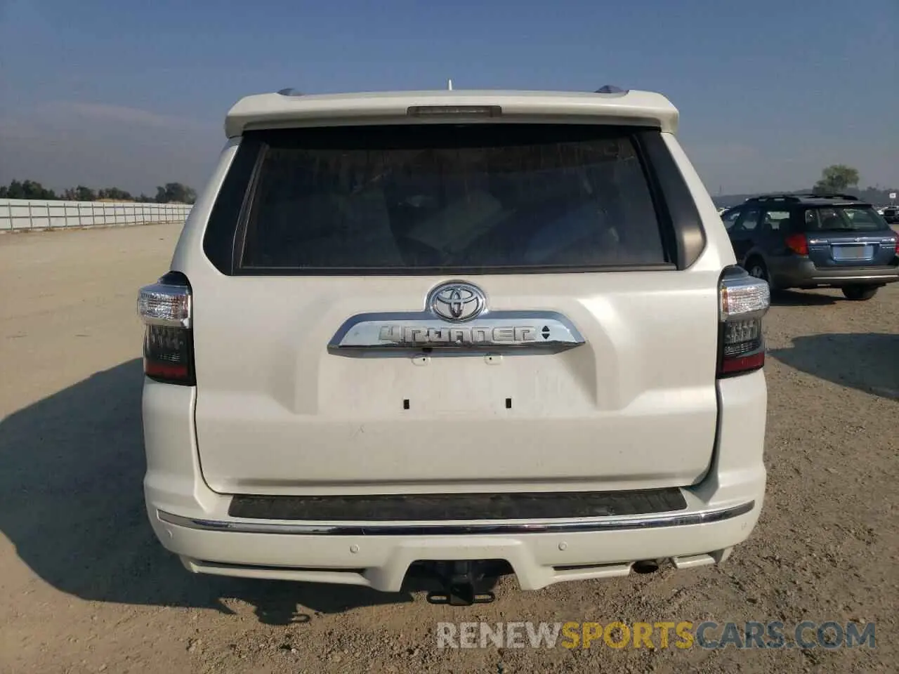 6 fotografías del automóvil dañado JTEKU5JR8N6007818 TOYOTA 4RUNNER 2022