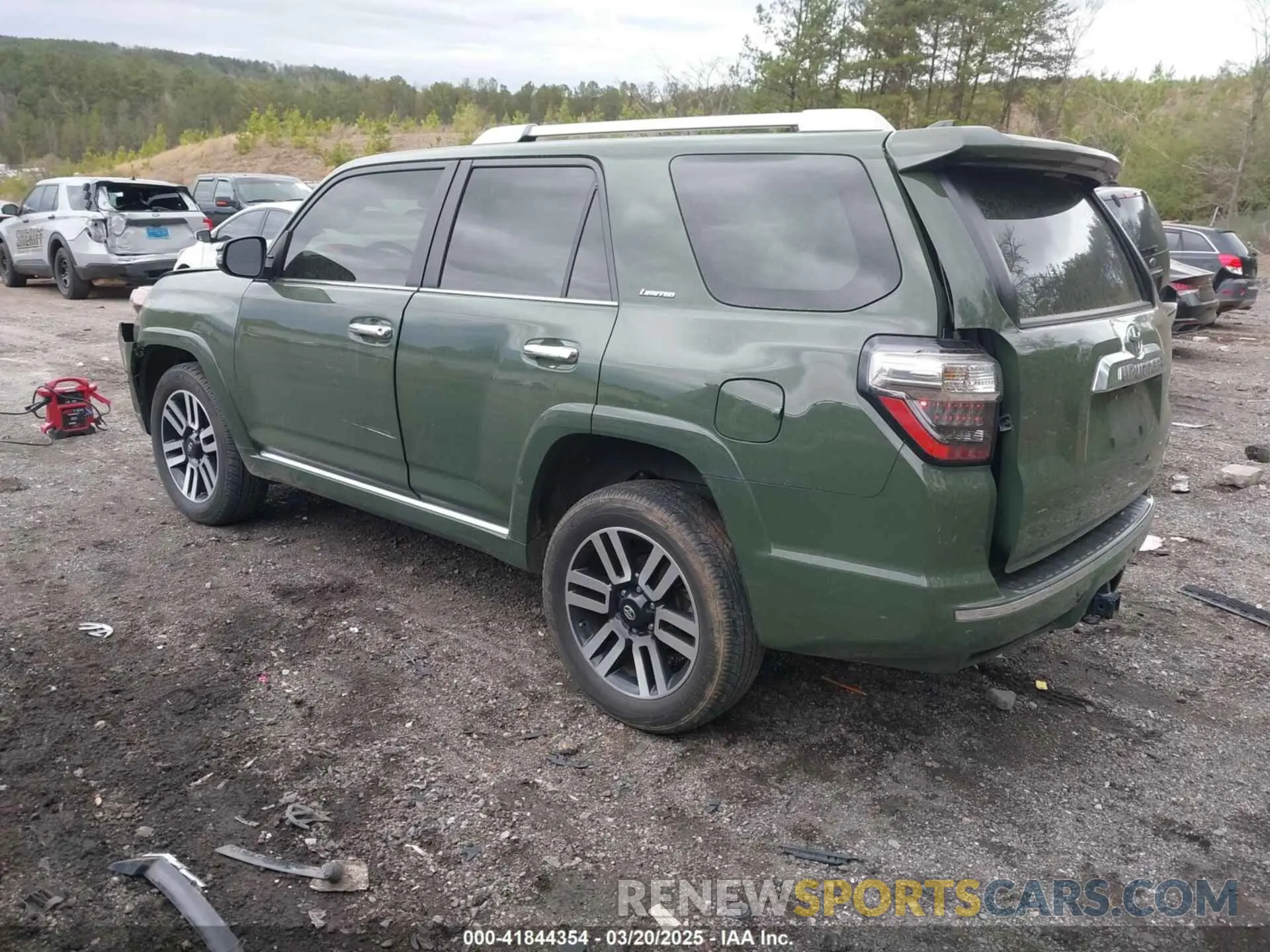 3 fotografías del automóvil dañado JTEKU5JR8N6075567 TOYOTA 4RUNNER 2022