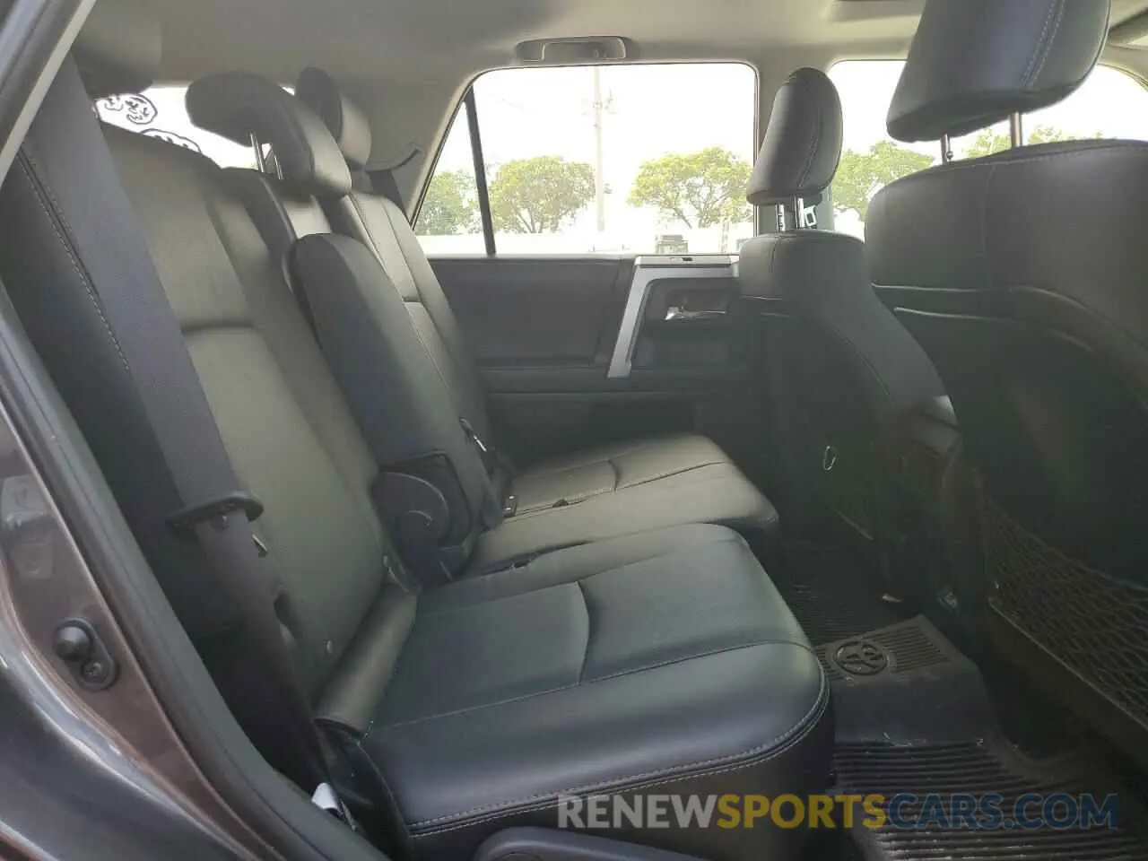 6 fotografías del automóvil dañado JTEKU5JR9N6022490 TOYOTA 4RUNNER 2022