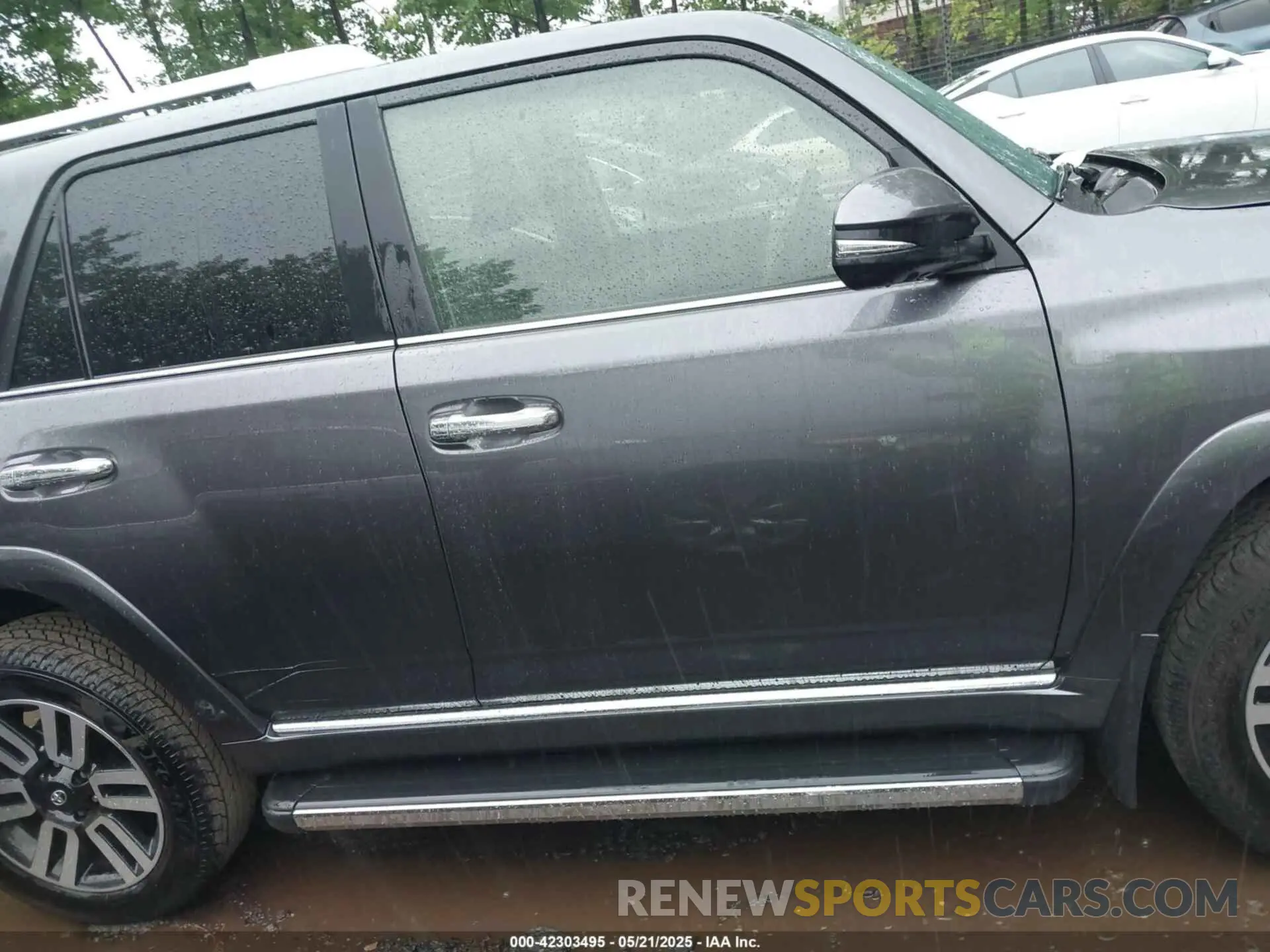 13 fotografías del automóvil dañado JTEKU5JR9N6072872 TOYOTA 4RUNNER 2022
