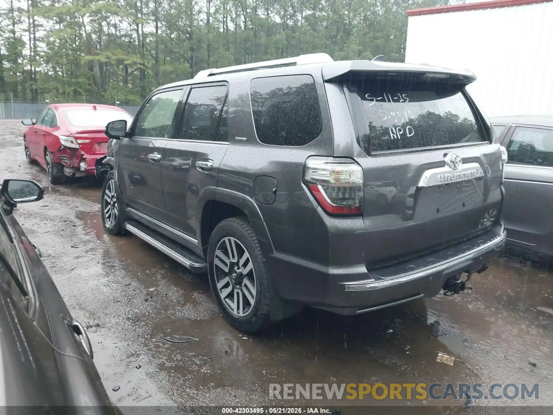 3 fotografías del automóvil dañado JTEKU5JR9N6072872 TOYOTA 4RUNNER 2022