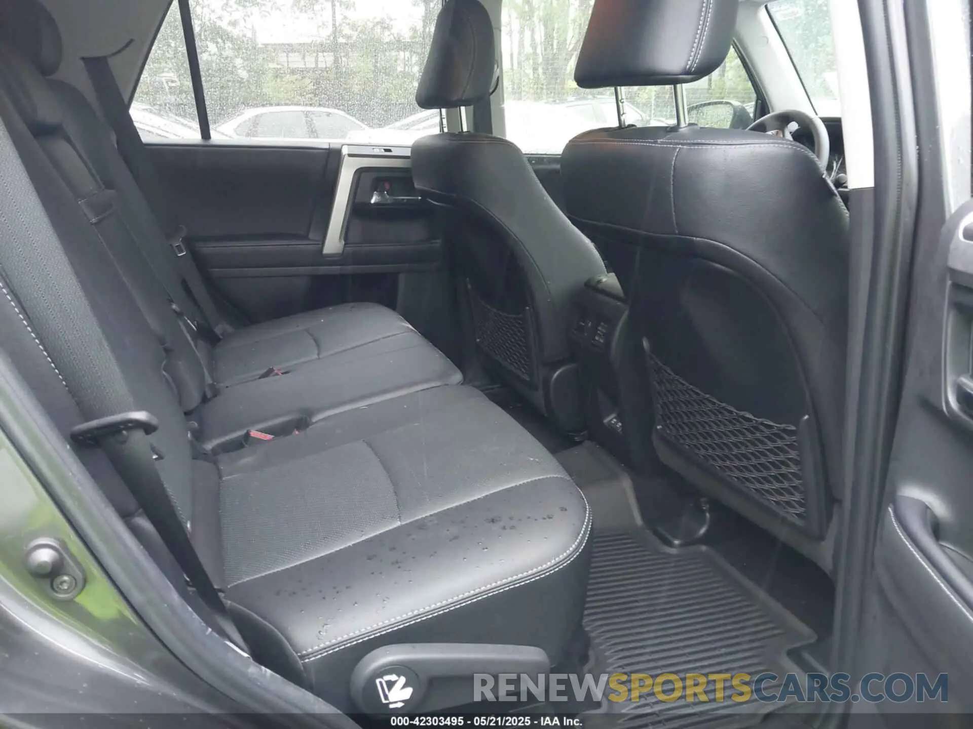 8 fotografías del automóvil dañado JTEKU5JR9N6072872 TOYOTA 4RUNNER 2022