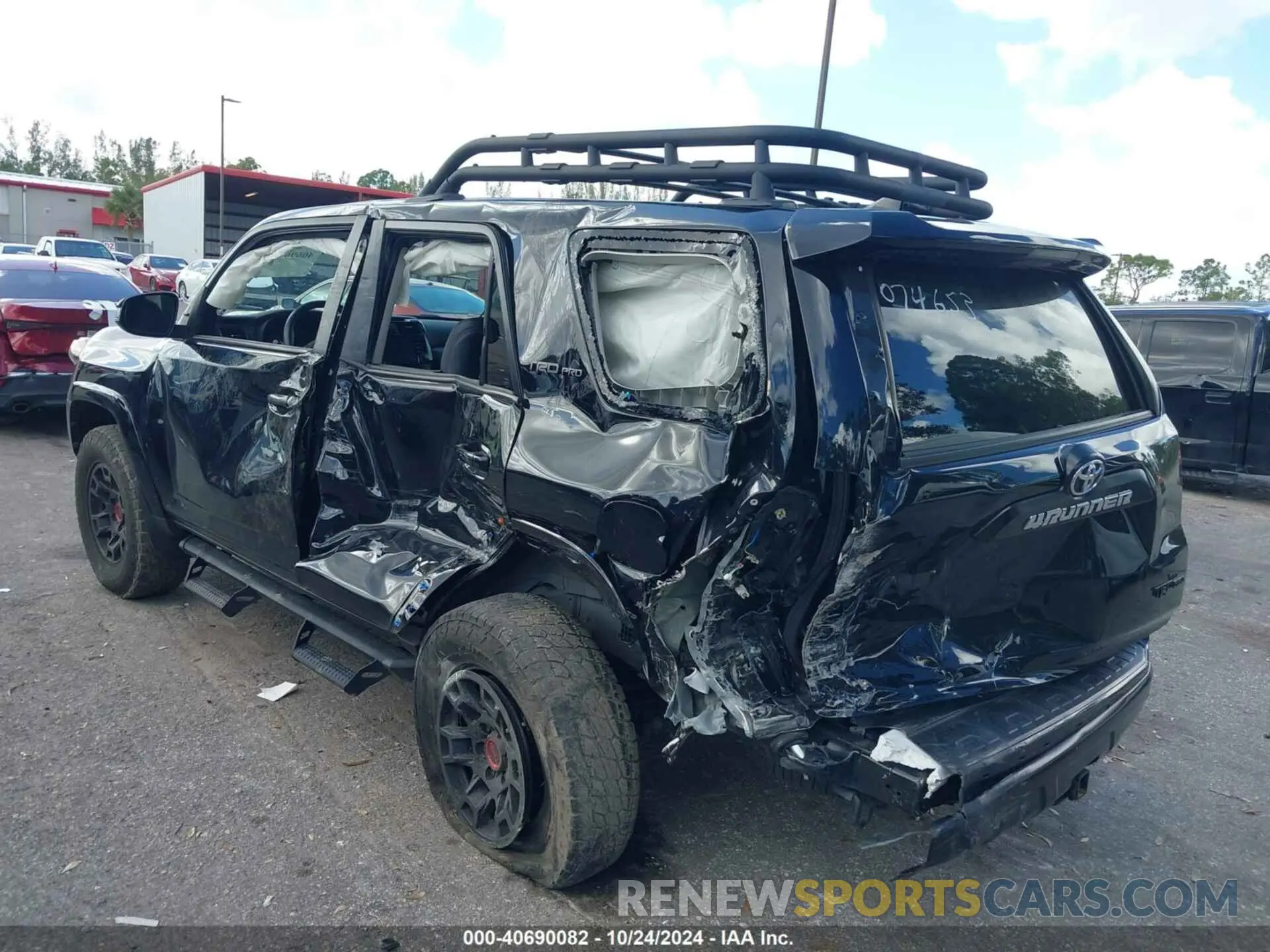 6 fotografías del automóvil dañado JTELU5JR1N5974653 TOYOTA 4RUNNER 2022