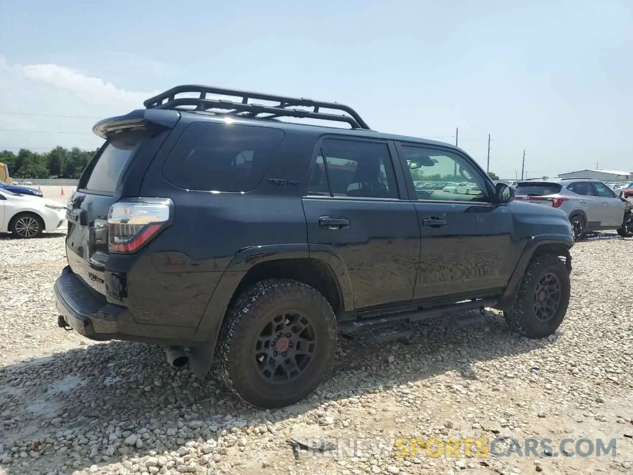3 fotografías del automóvil dañado JTELU5JR2N6004630 TOYOTA 4RUNNER 2022