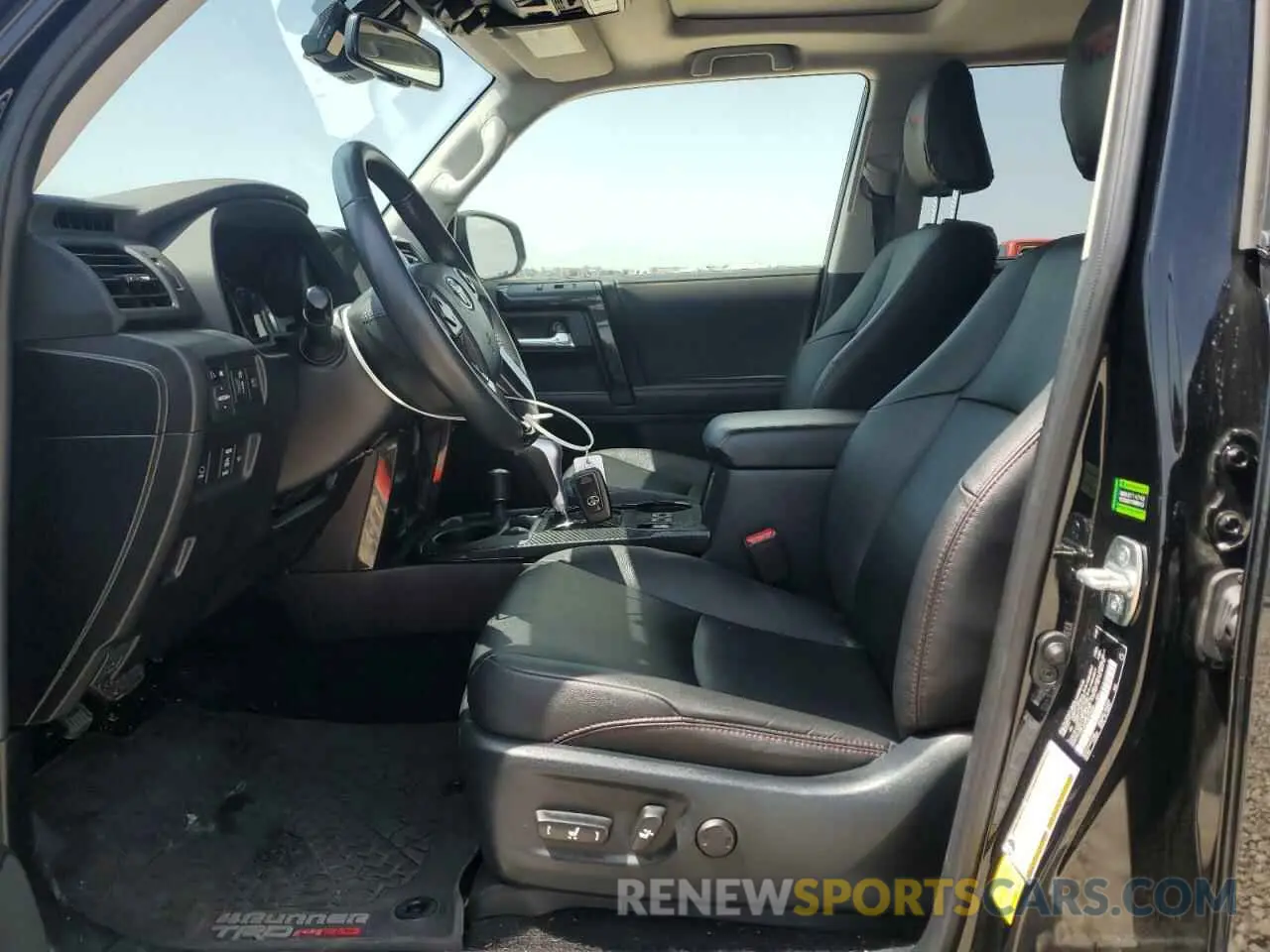 7 fotografías del automóvil dañado JTELU5JR2N6004630 TOYOTA 4RUNNER 2022