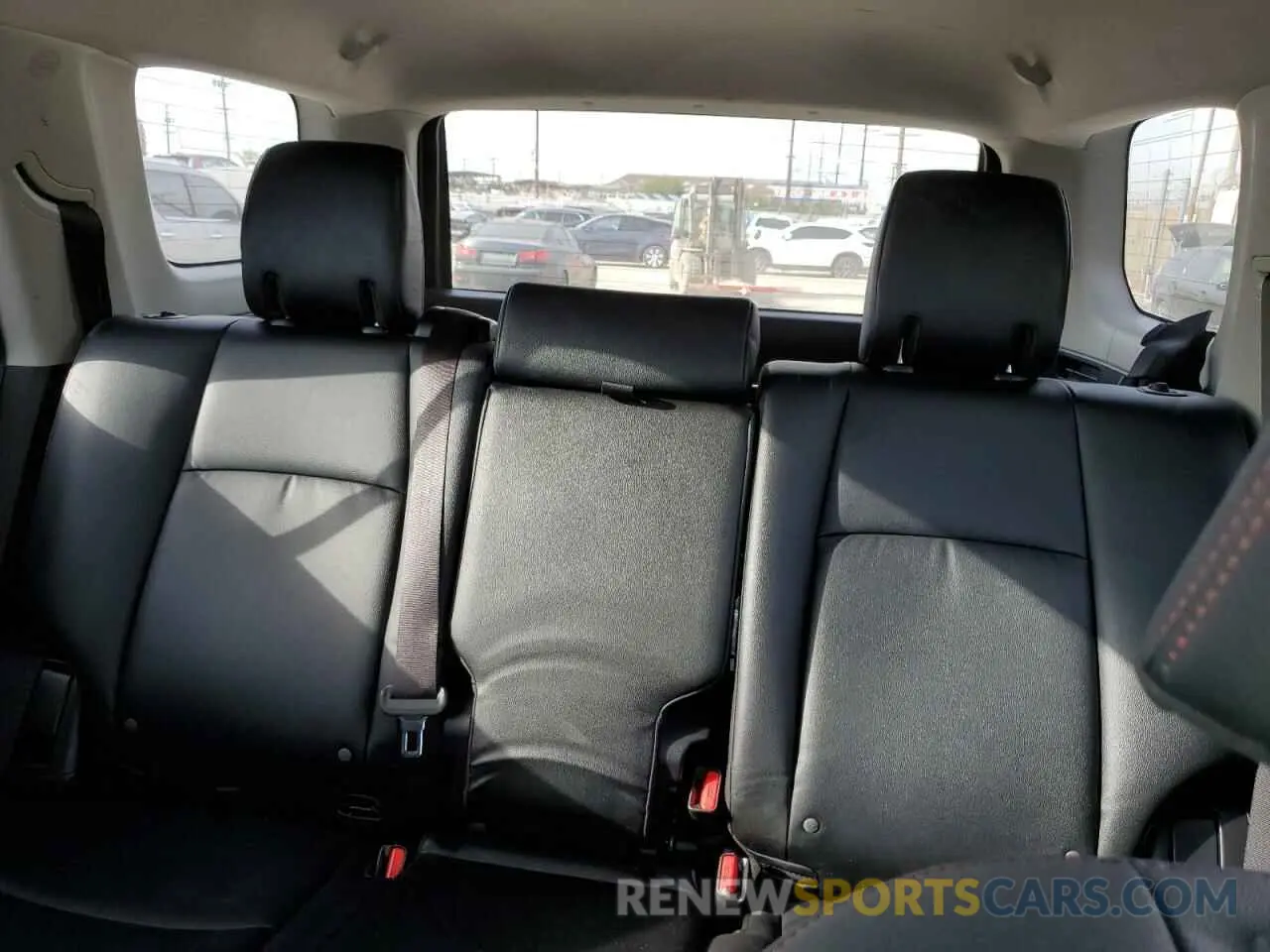 10 fotografías del automóvil dañado JTELU5JR8N5987495 TOYOTA 4RUNNER 2022