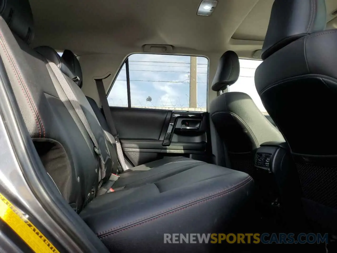 11 fotografías del automóvil dañado JTELU5JR8N5987495 TOYOTA 4RUNNER 2022