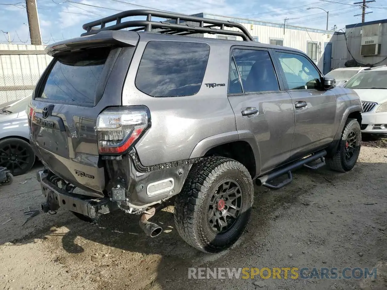 3 fotografías del automóvil dañado JTELU5JR8N5987495 TOYOTA 4RUNNER 2022