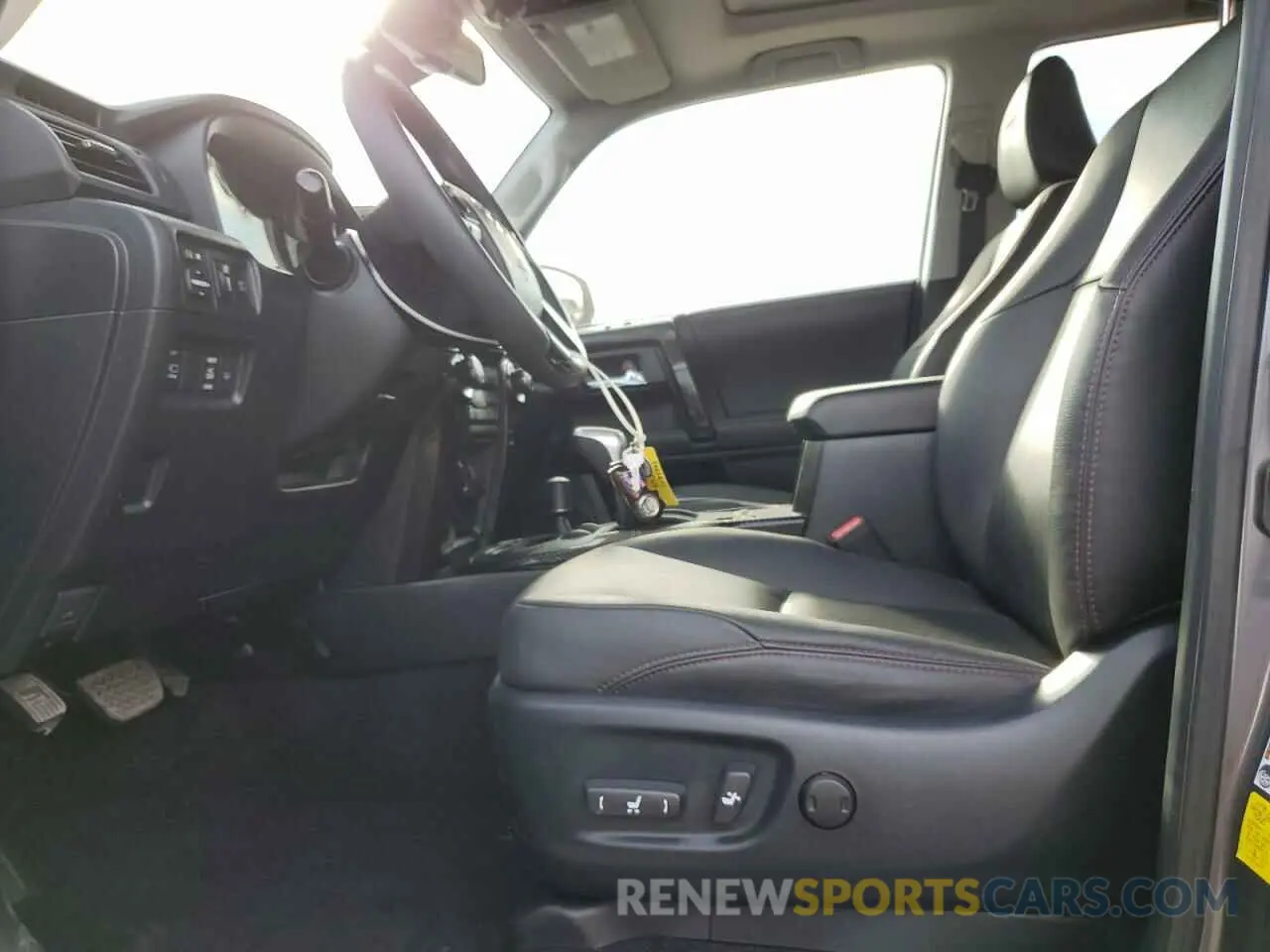 7 fotografías del automóvil dañado JTELU5JR8N5987495 TOYOTA 4RUNNER 2022