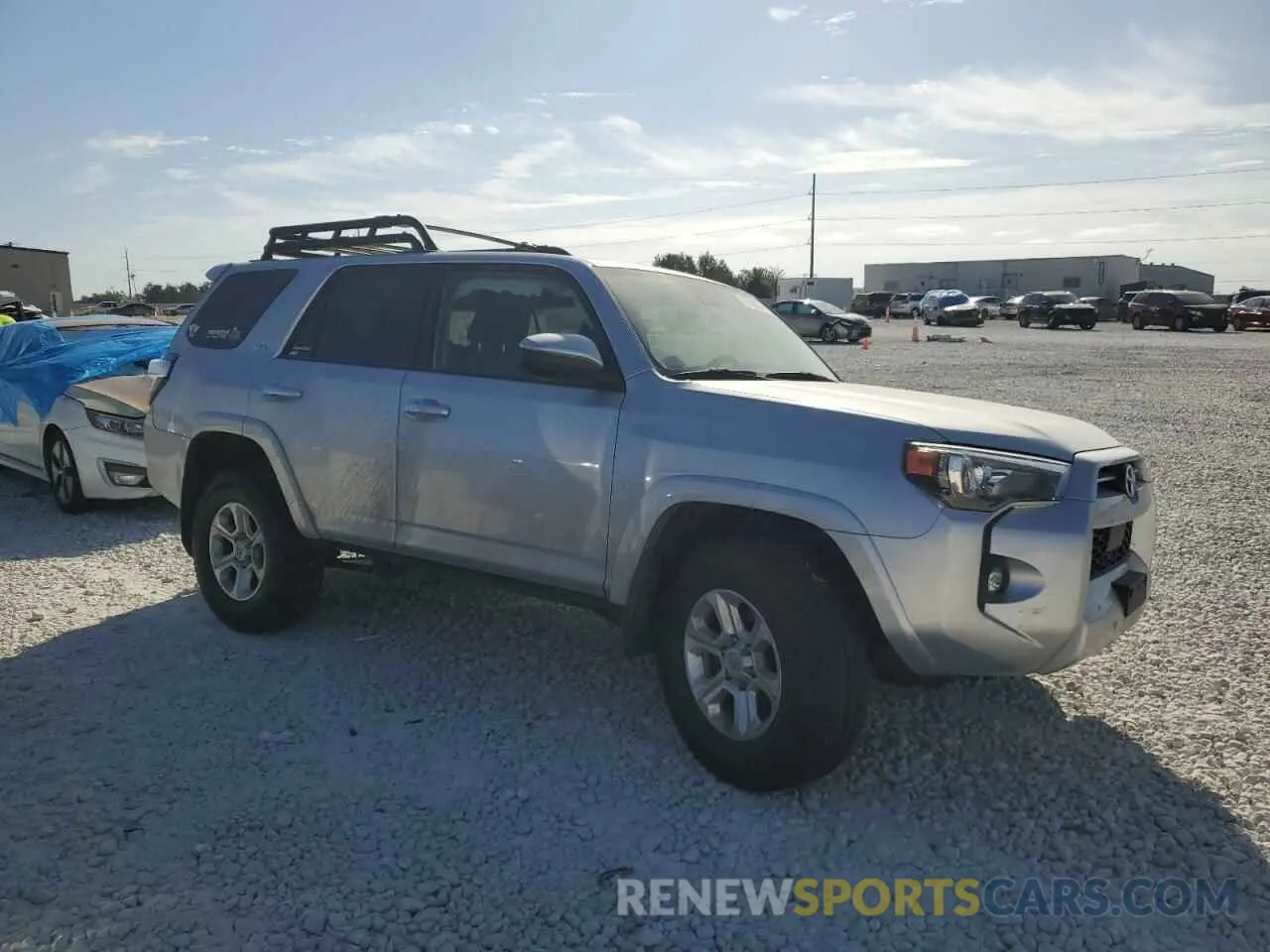 4 fotografías del automóvil dañado JTEMU5JR0N5983543 TOYOTA 4RUNNER 2022