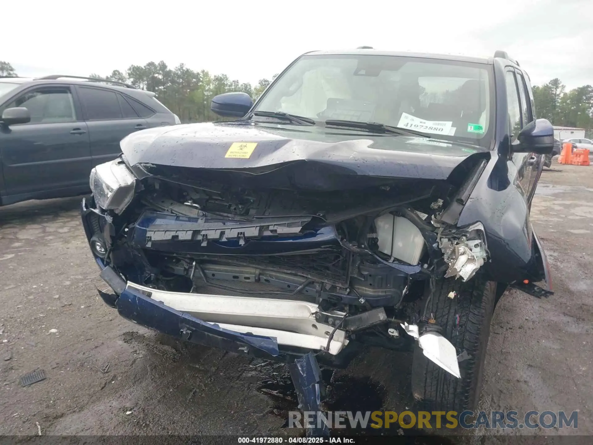 6 fotografías del automóvil dañado JTEMU5JR0N6028851 TOYOTA 4RUNNER 2022