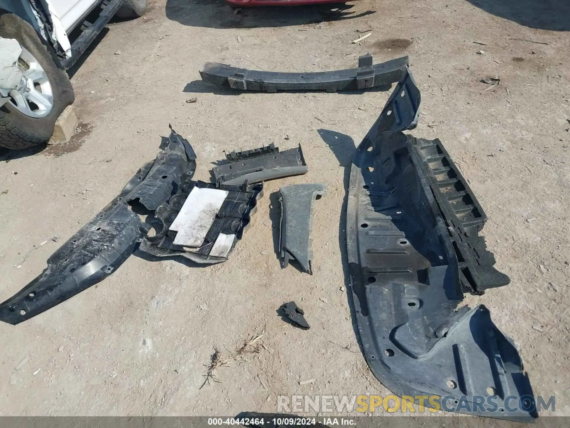12 fotografías del automóvil dañado JTEMU5JR2N5981616 TOYOTA 4RUNNER 2022