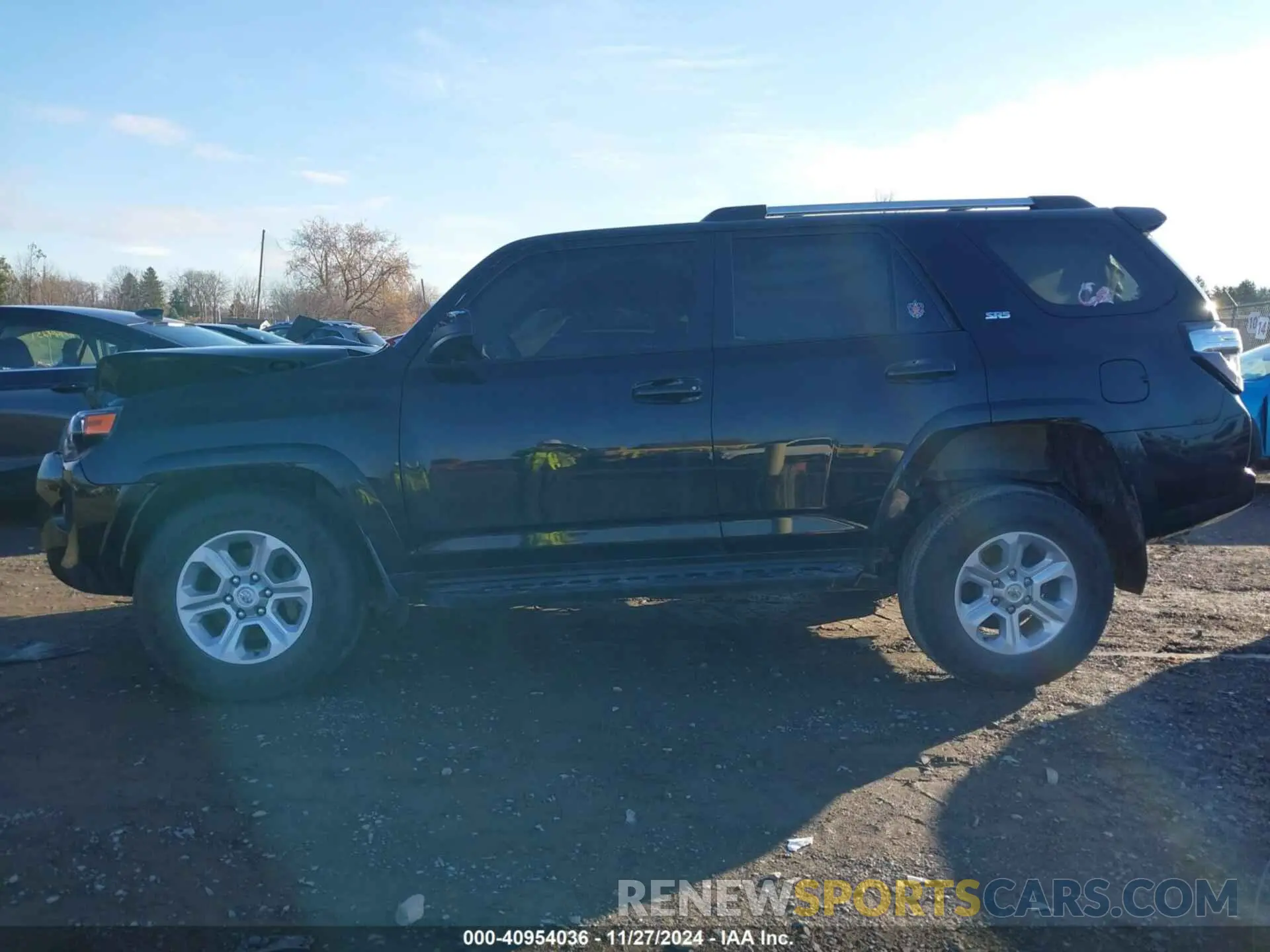 14 fotografías del automóvil dañado JTEMU5JR2N6013137 TOYOTA 4RUNNER 2022