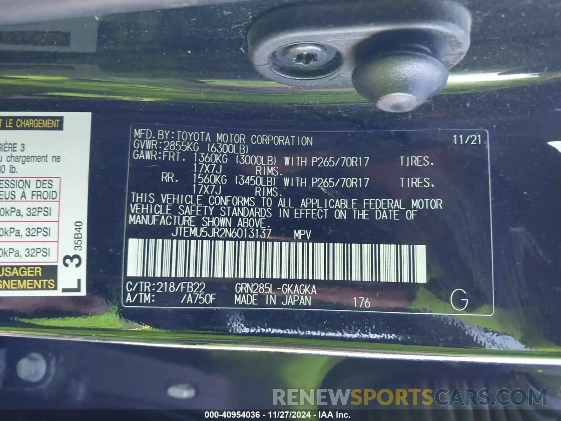 9 fotografías del automóvil dañado JTEMU5JR2N6013137 TOYOTA 4RUNNER 2022