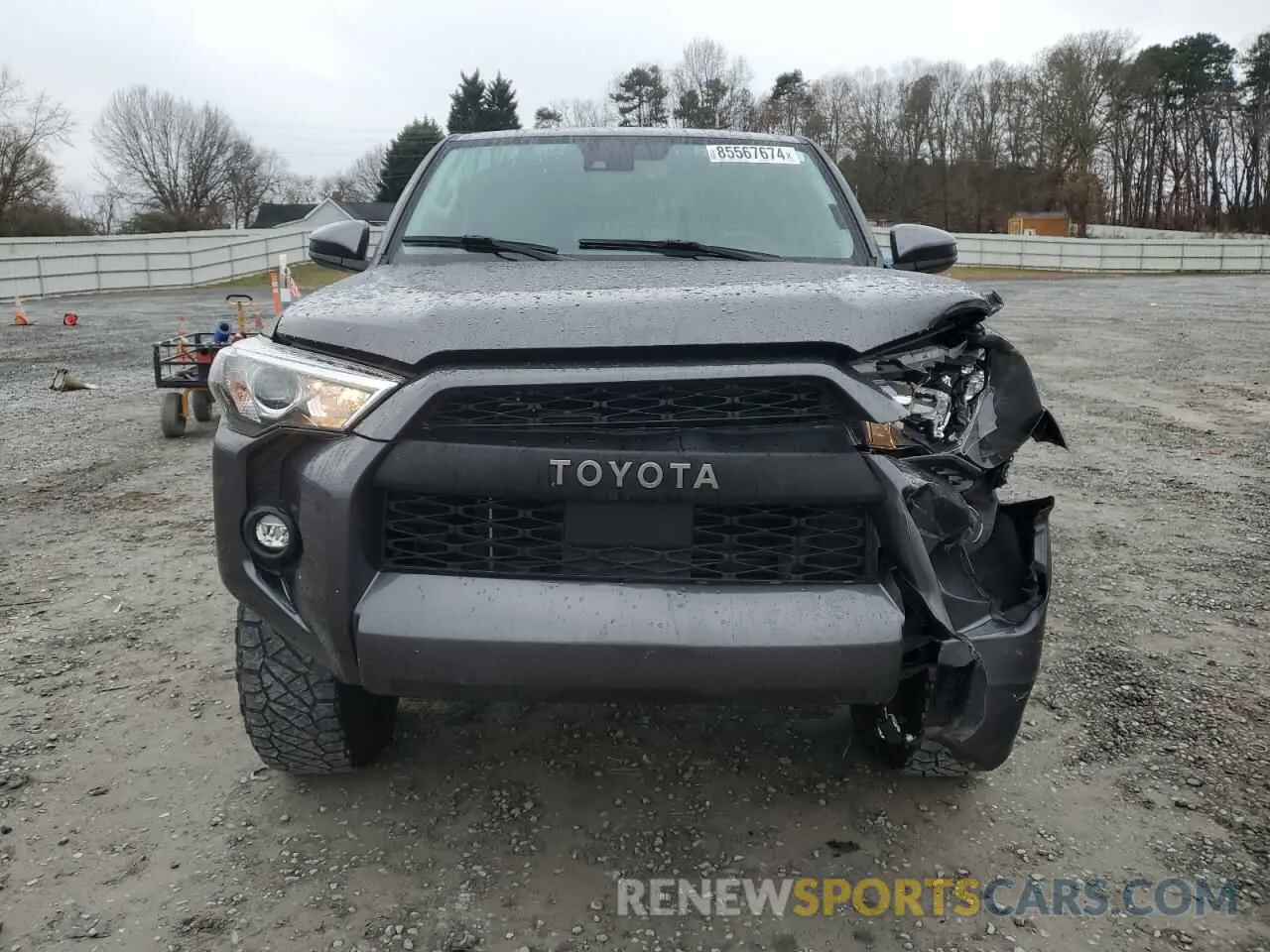 5 fotografías del automóvil dañado JTEMU5JR3N5991989 TOYOTA 4RUNNER 2022