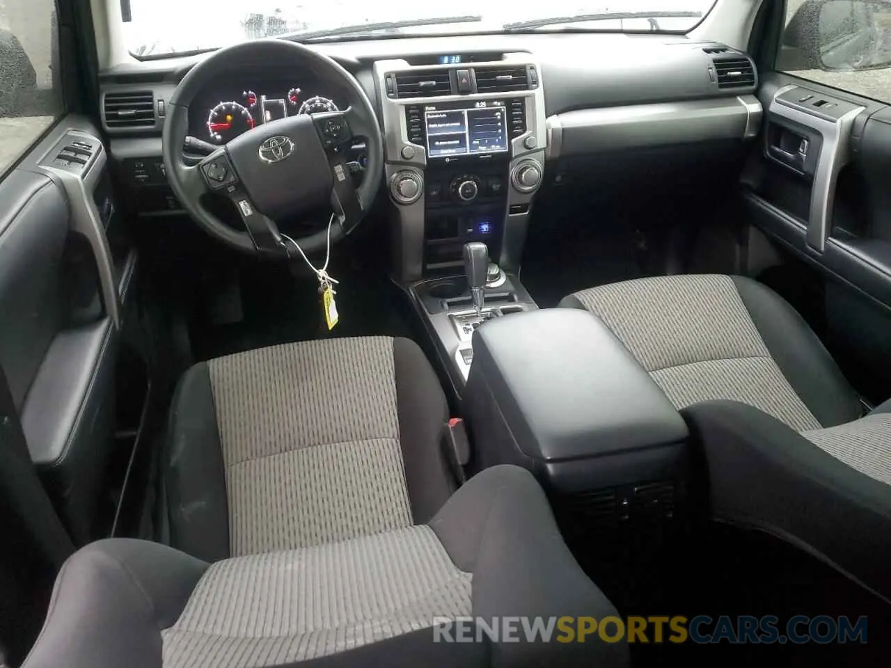 8 fotografías del automóvil dañado JTEMU5JR3N5991989 TOYOTA 4RUNNER 2022