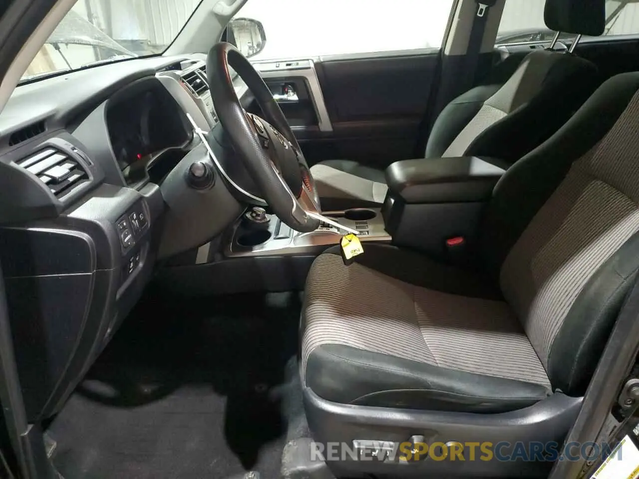 7 fotografías del automóvil dañado JTEMU5JR5N6032104 TOYOTA 4RUNNER 2022