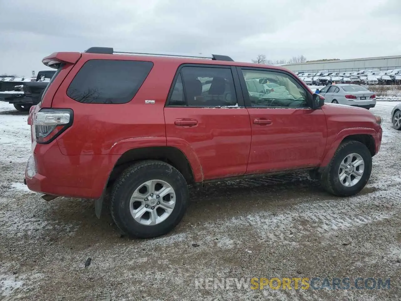 3 fotografías del automóvil dañado JTEMU5JR6N5987936 TOYOTA 4RUNNER 2022