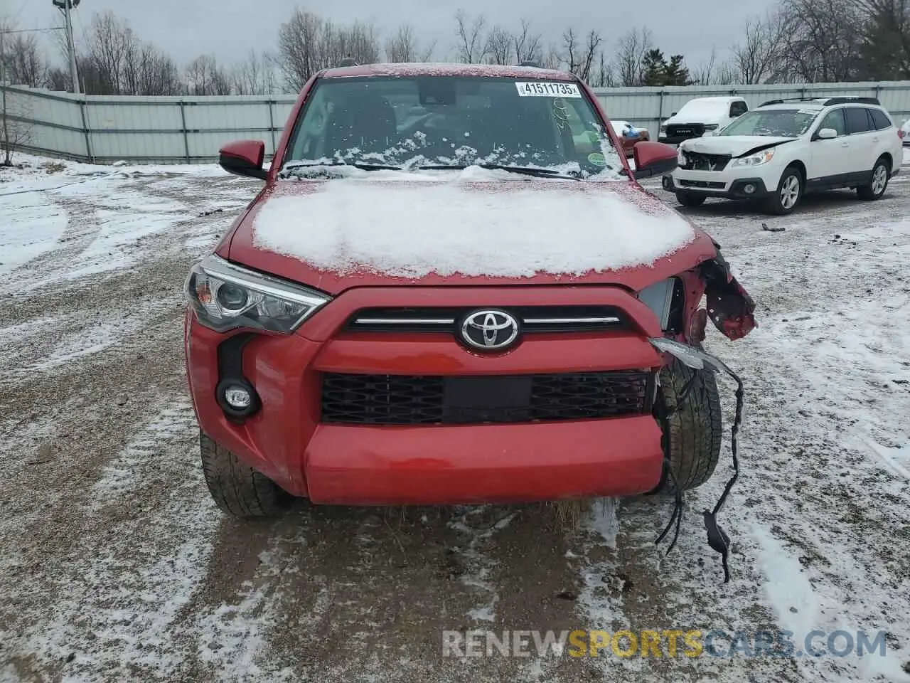 5 fotografías del automóvil dañado JTEMU5JR6N5987936 TOYOTA 4RUNNER 2022