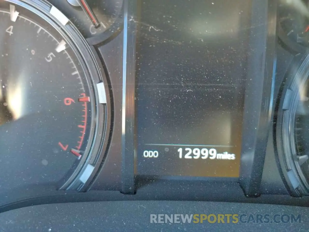 8 fotografías del automóvil dañado JTEMU5JR7N6003090 TOYOTA 4RUNNER 2022