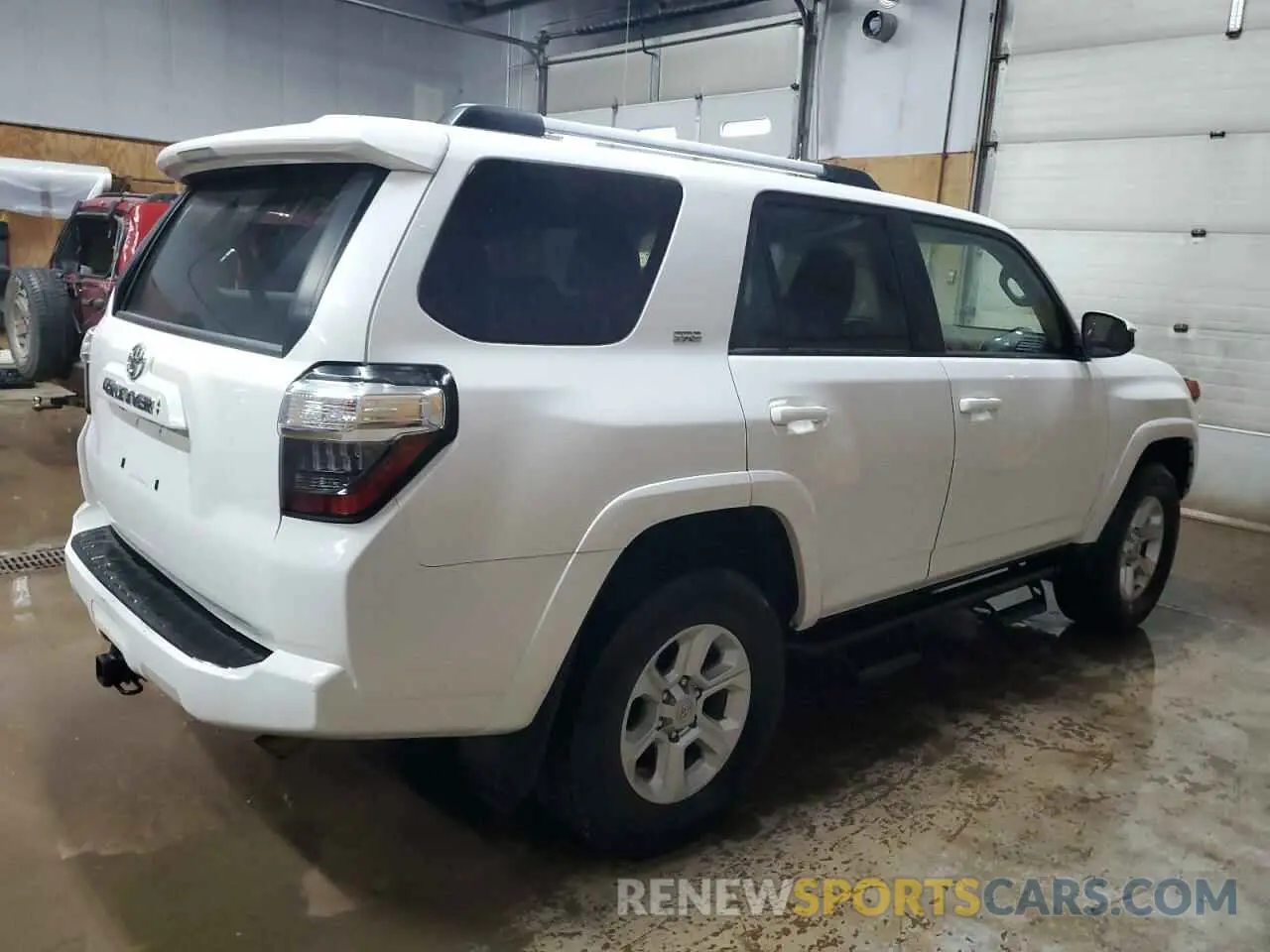3 fotografías del automóvil dañado JTEMU5JR7N6041838 TOYOTA 4RUNNER 2022