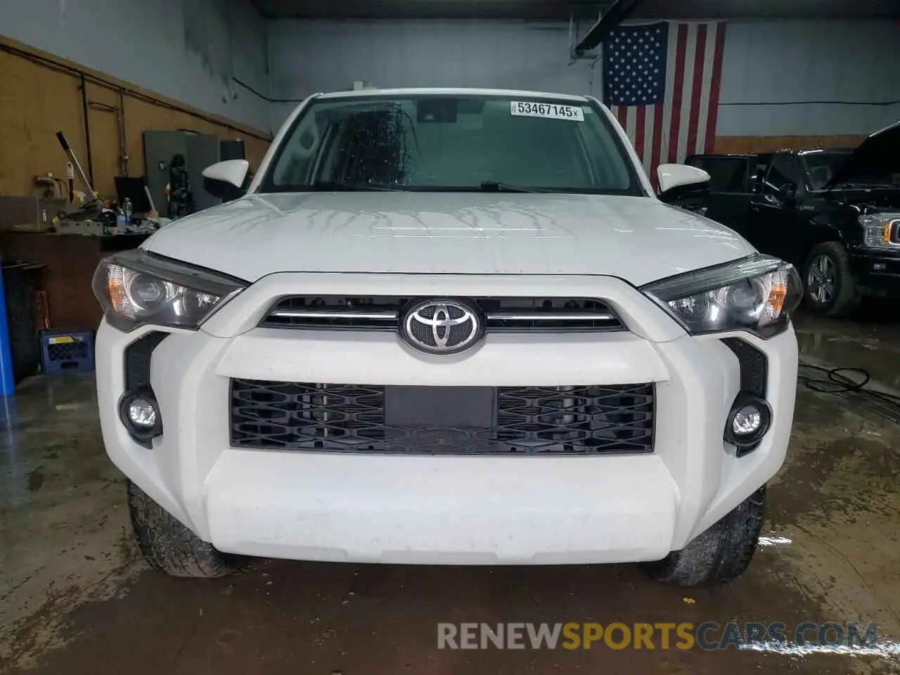 5 fotografías del automóvil dañado JTEMU5JR7N6041838 TOYOTA 4RUNNER 2022